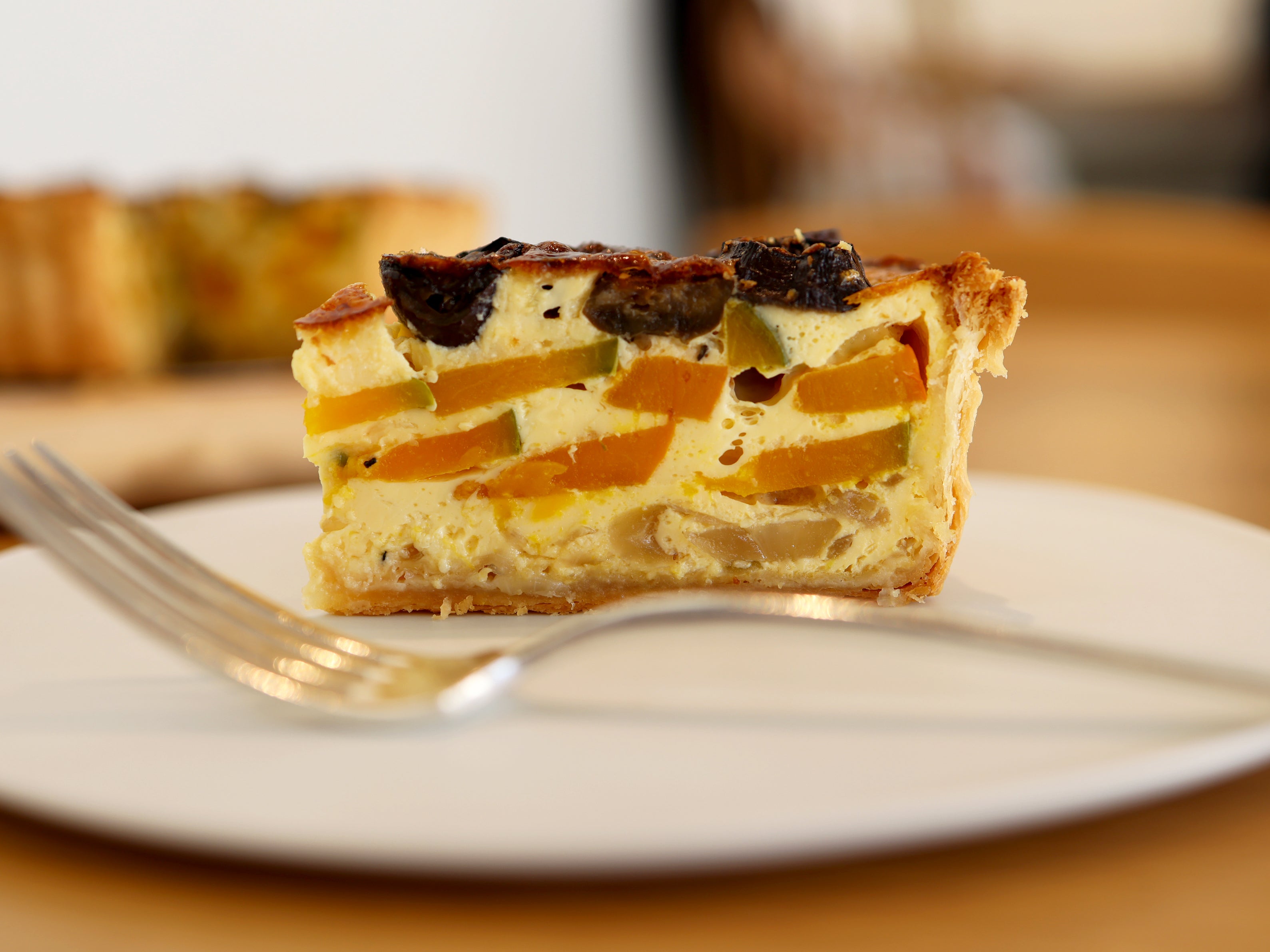 季節野菜のキッシュが3日間限定にて登場です。