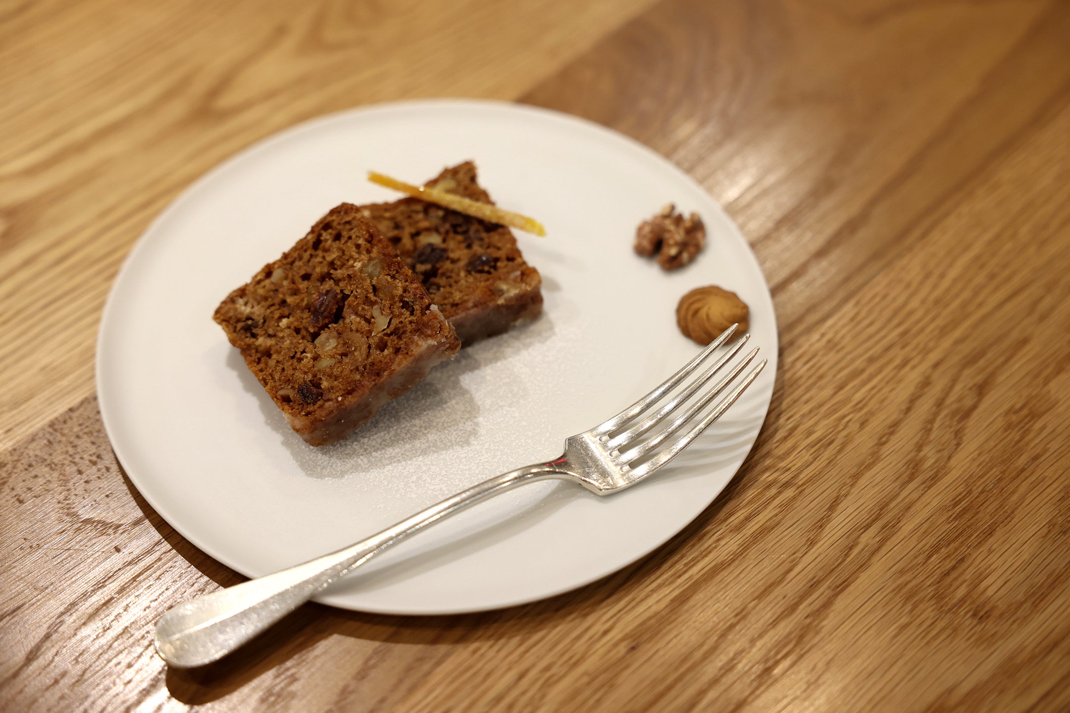 スパイス香るフランスの郷土菓子