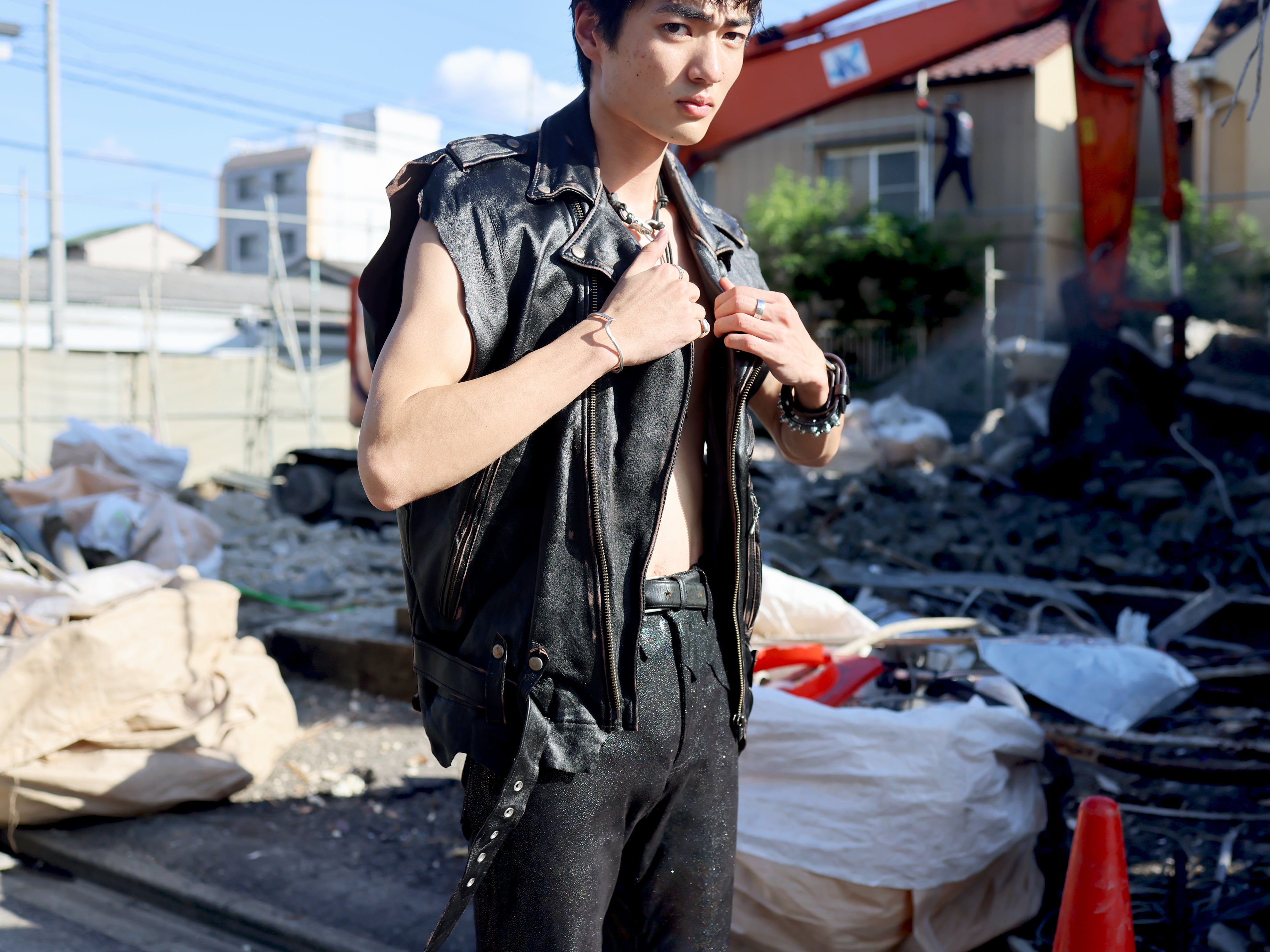 23AWを象徴するアイテムをスタイリングにてご紹介致します。