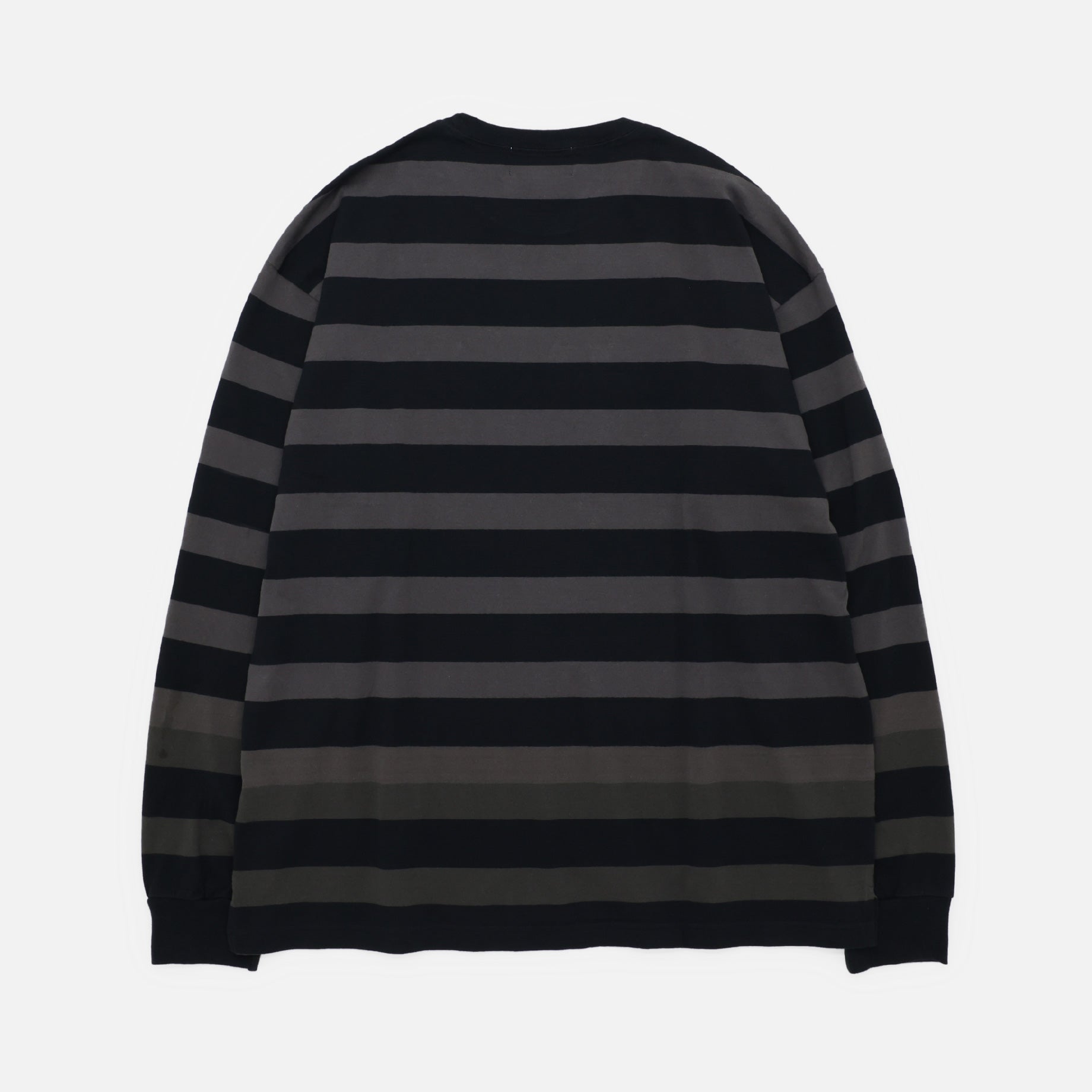 LONG-SLEEVE BORDER T-SHIRT(BLACK × CHACOAL)