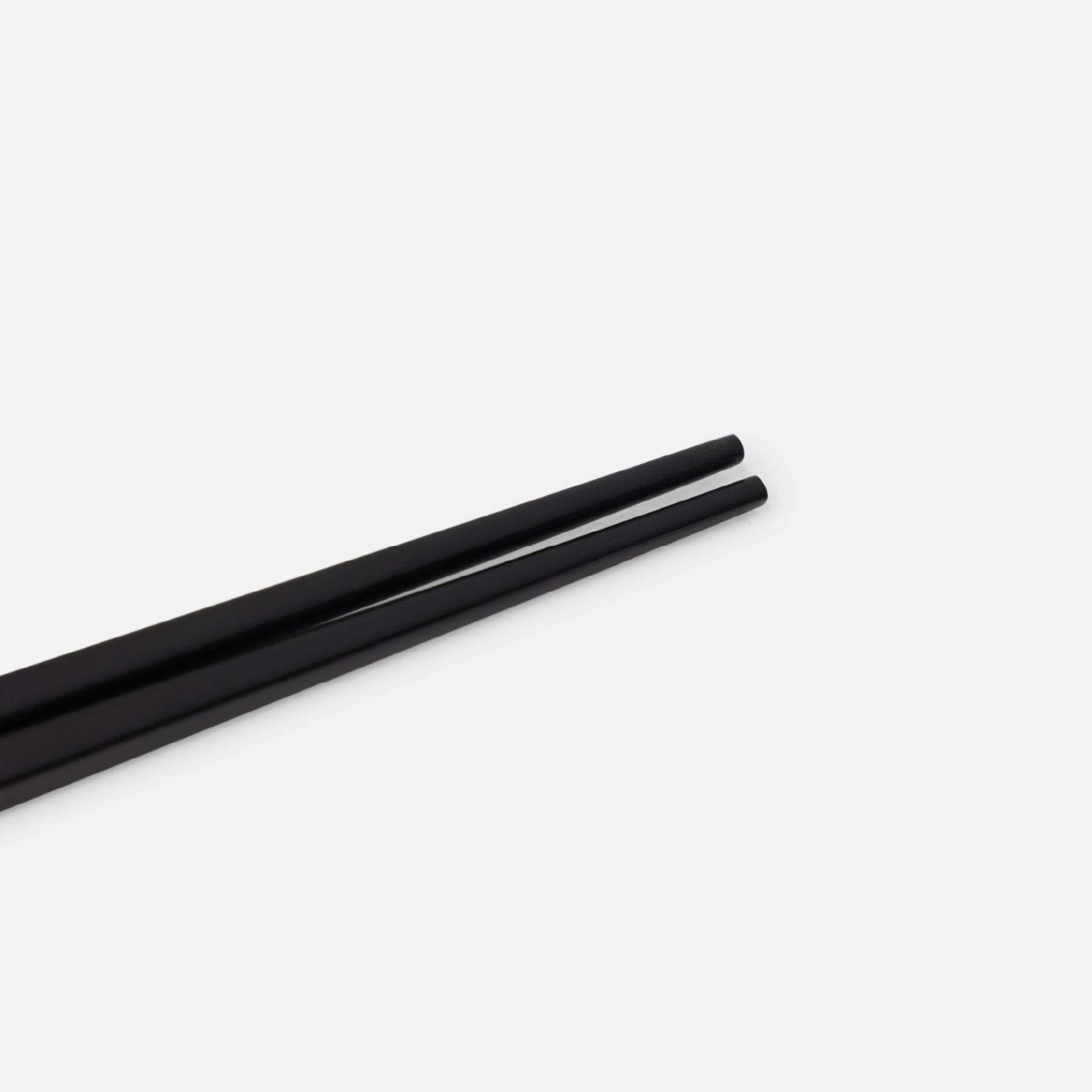 SARAH PETHERICK SQUARE CHOPSTICKS - BLACKWOOD / WHITE