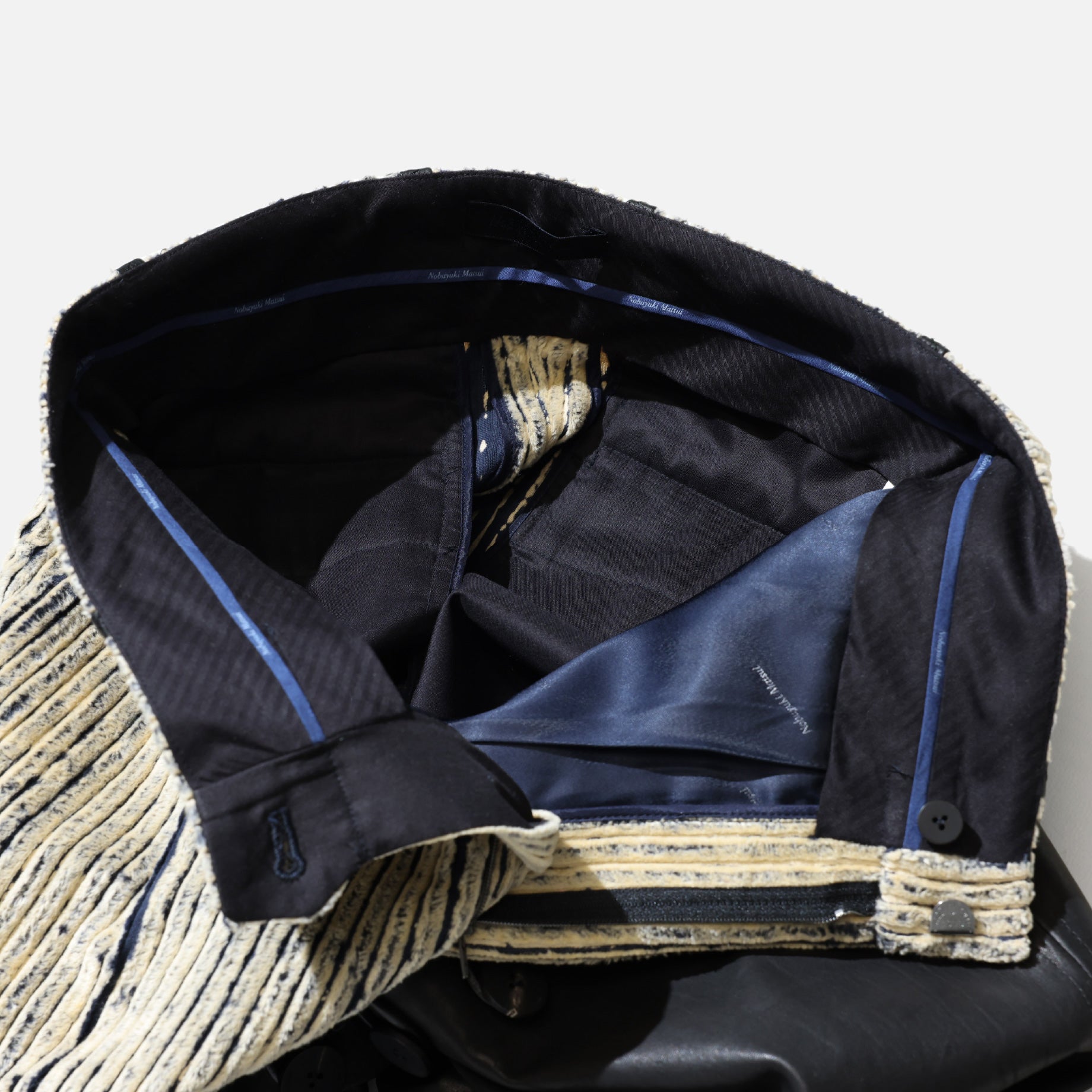 BUTTONED LEATHER PANTS (NAVY)