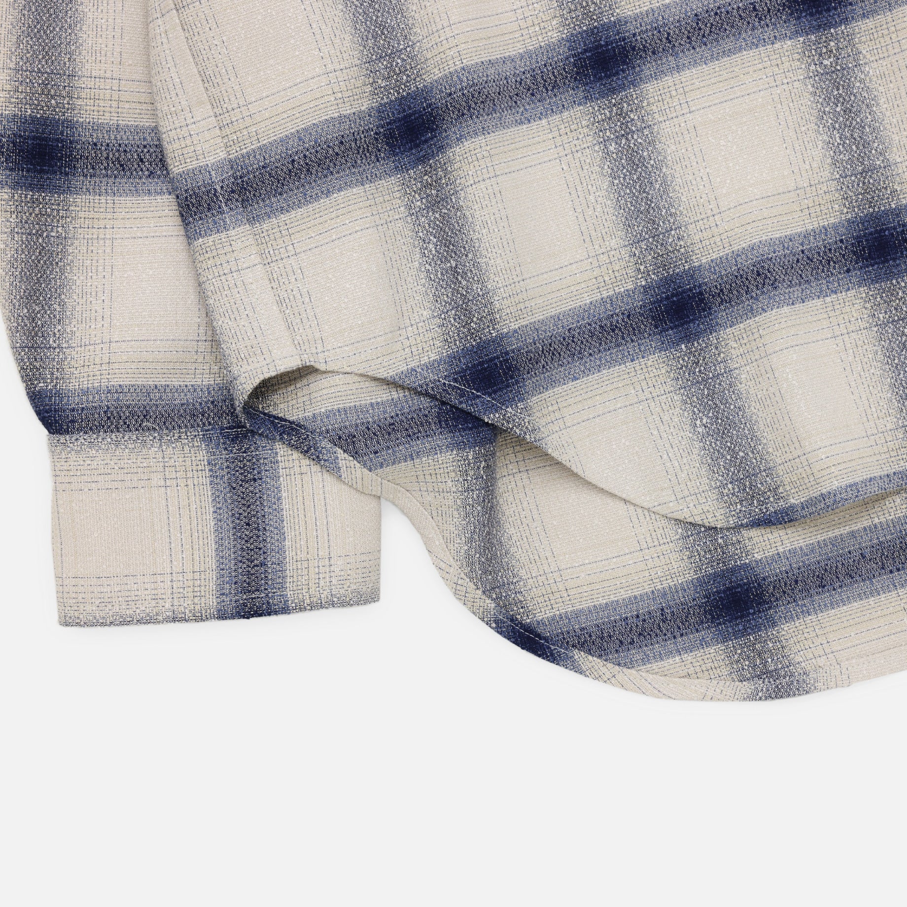 RAYON OMBRE CLASSIC COLLAR BLOUSE(IVORY & BLUE)