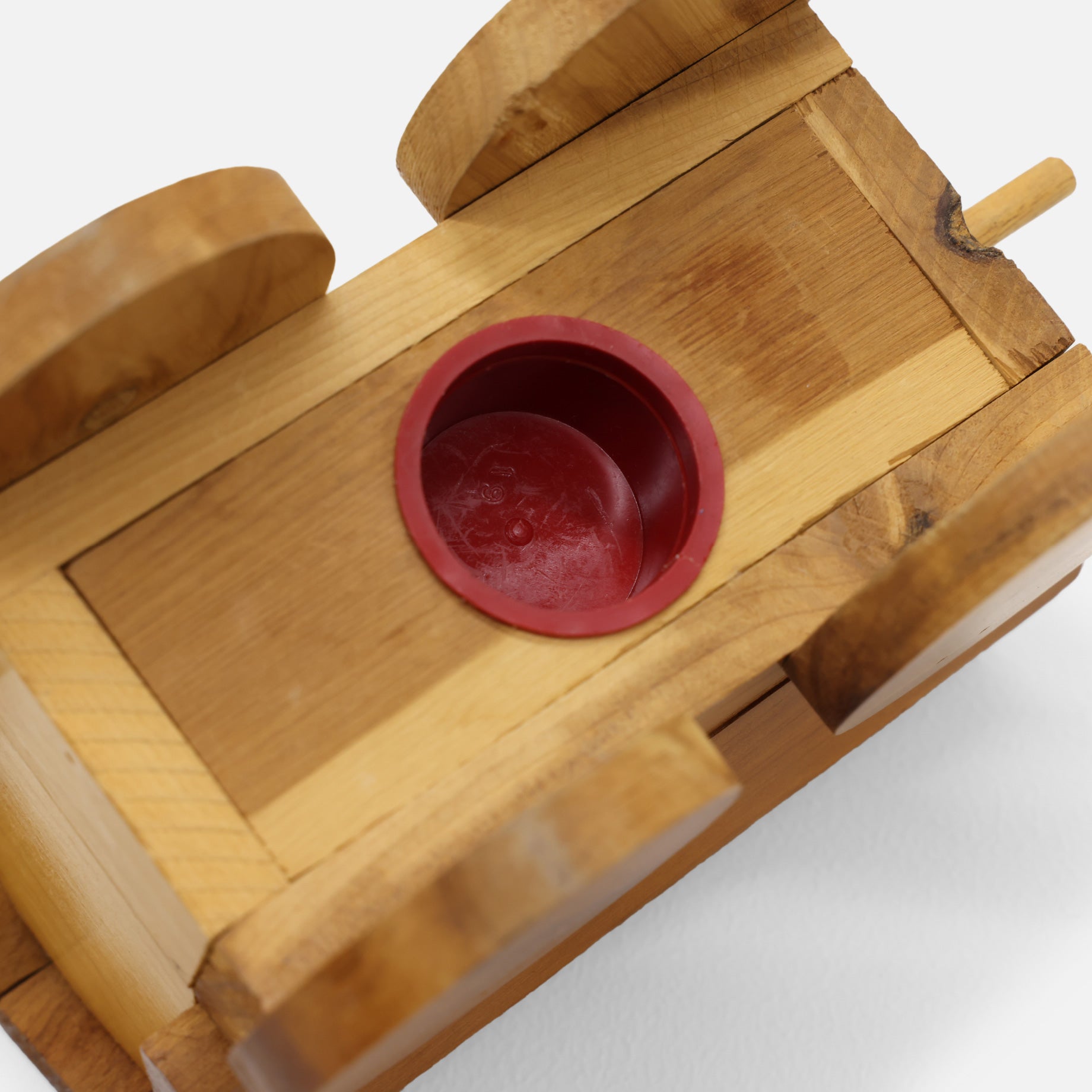 VINTAGE MISCELLANEOUS WOODEN BANK(WAGON)