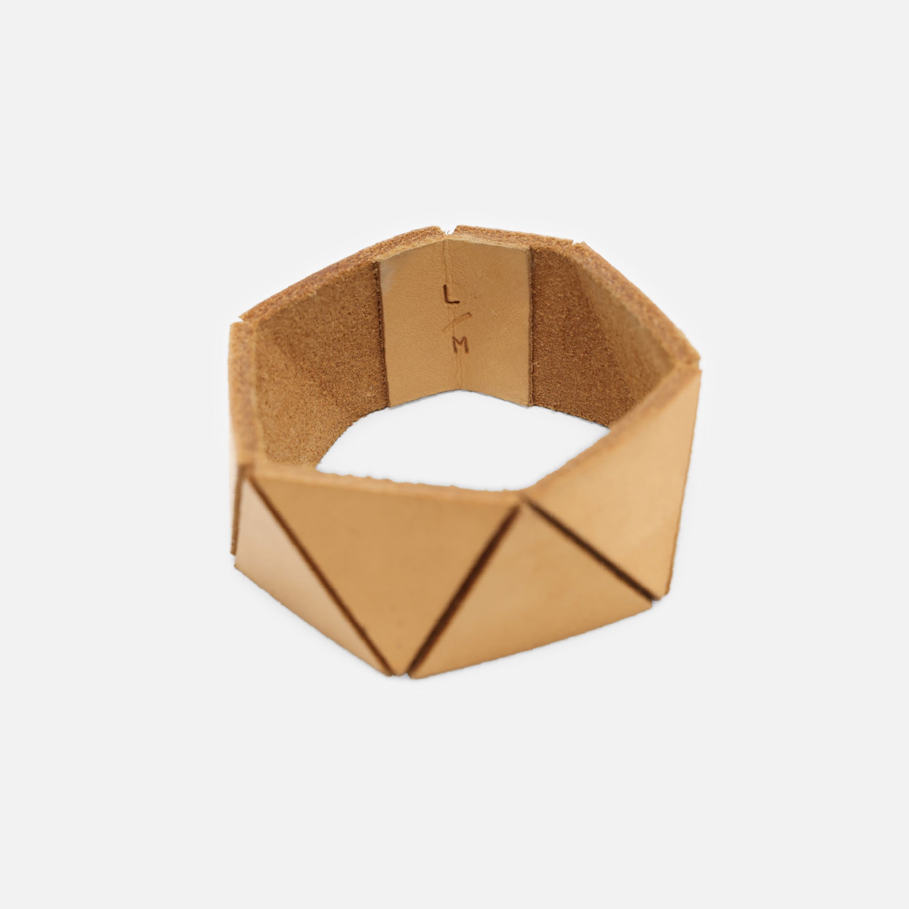 LAUREN MANOOGIAN TRIANGLE CUFF(NATURAL)