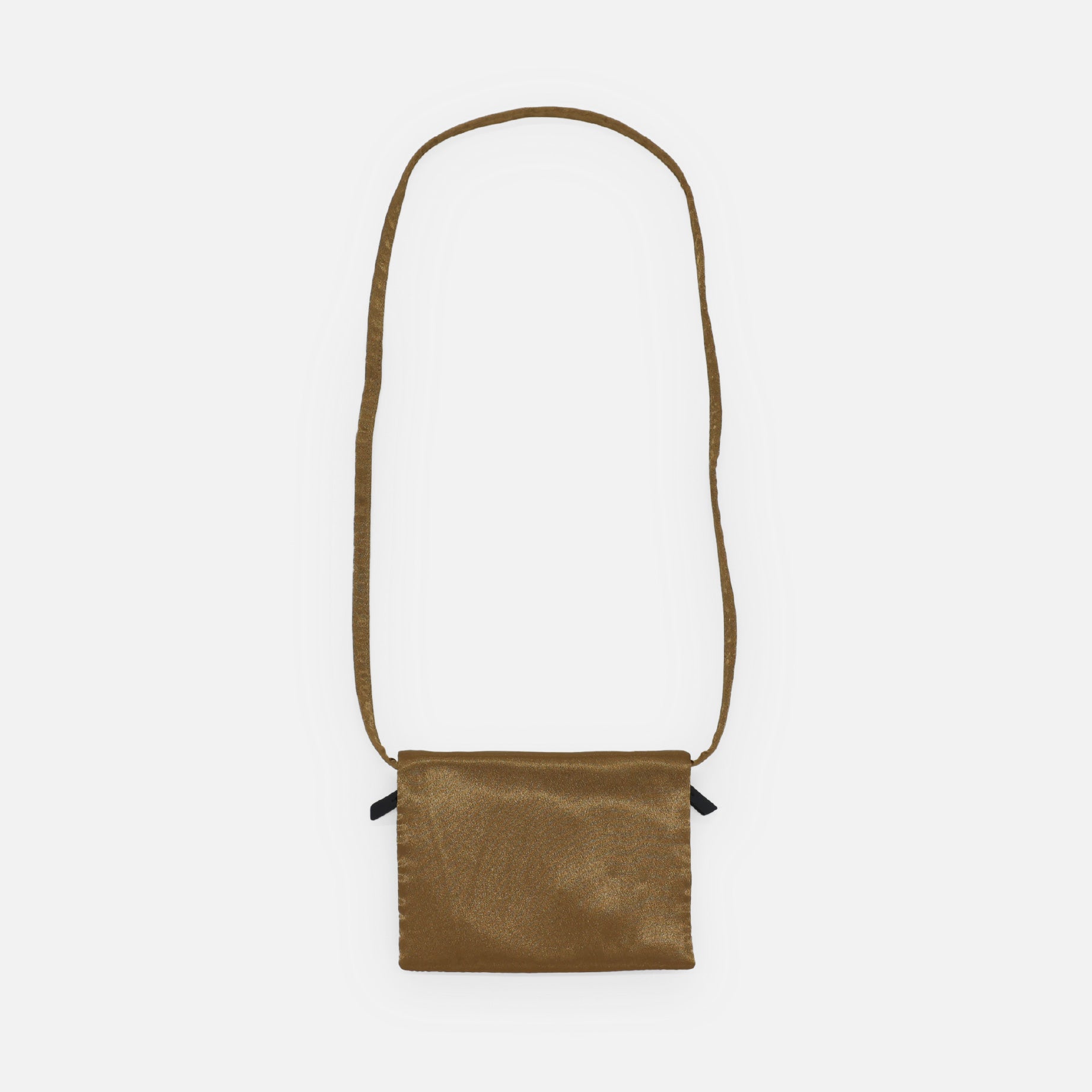 SATIN POCHETTE BAG(CAMEL)