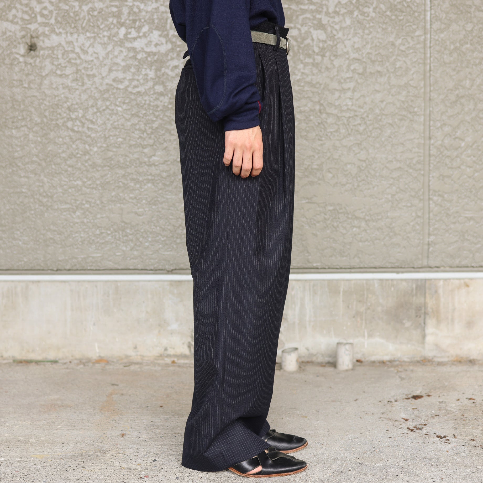 WOOL STRIPE 2 TUCK PANTS(D.NAVY)