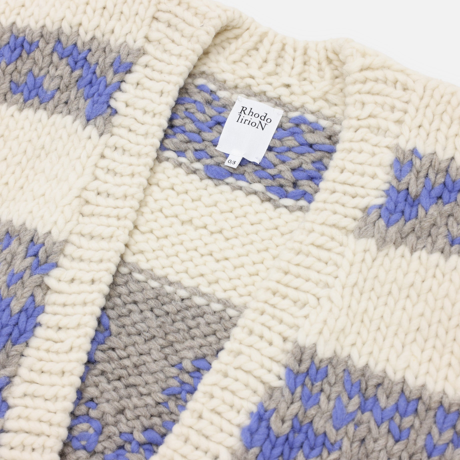 COWICHAN VEST - SWALLOW PATTERN(IVORY)
