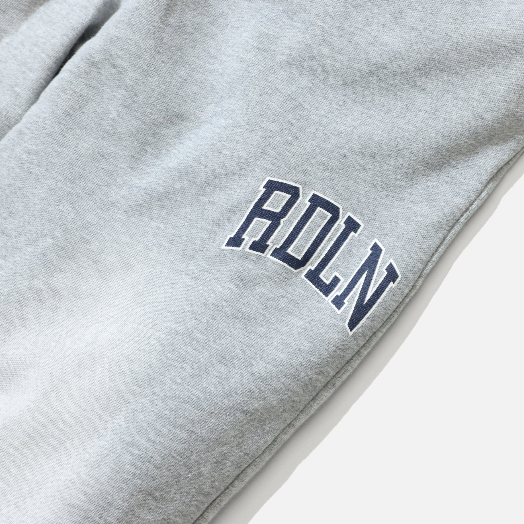 LOGOTYPE BALLOON PANTS (GREY)