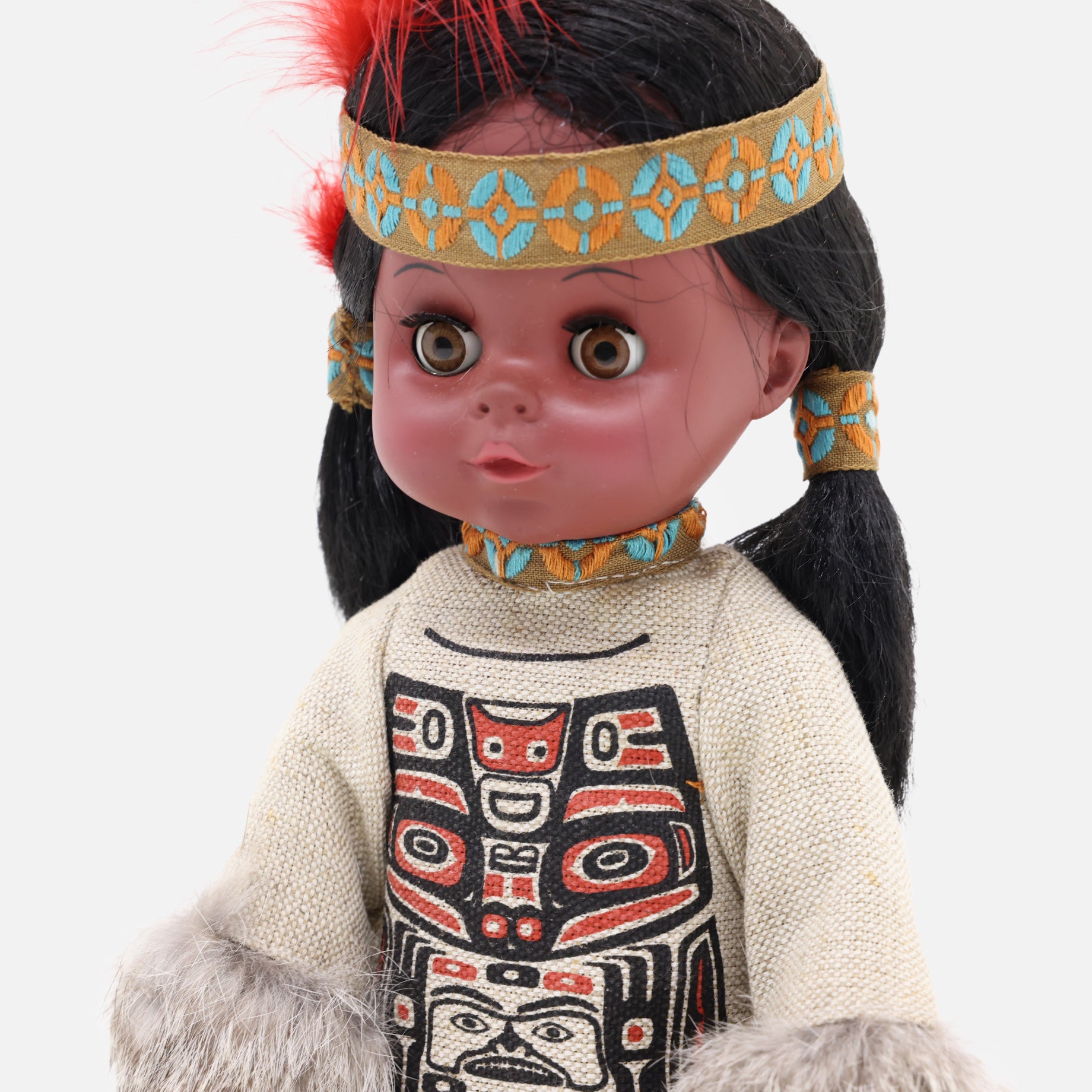 VINTAGE FOLK ART NATIVE CANADIAN FIGURE