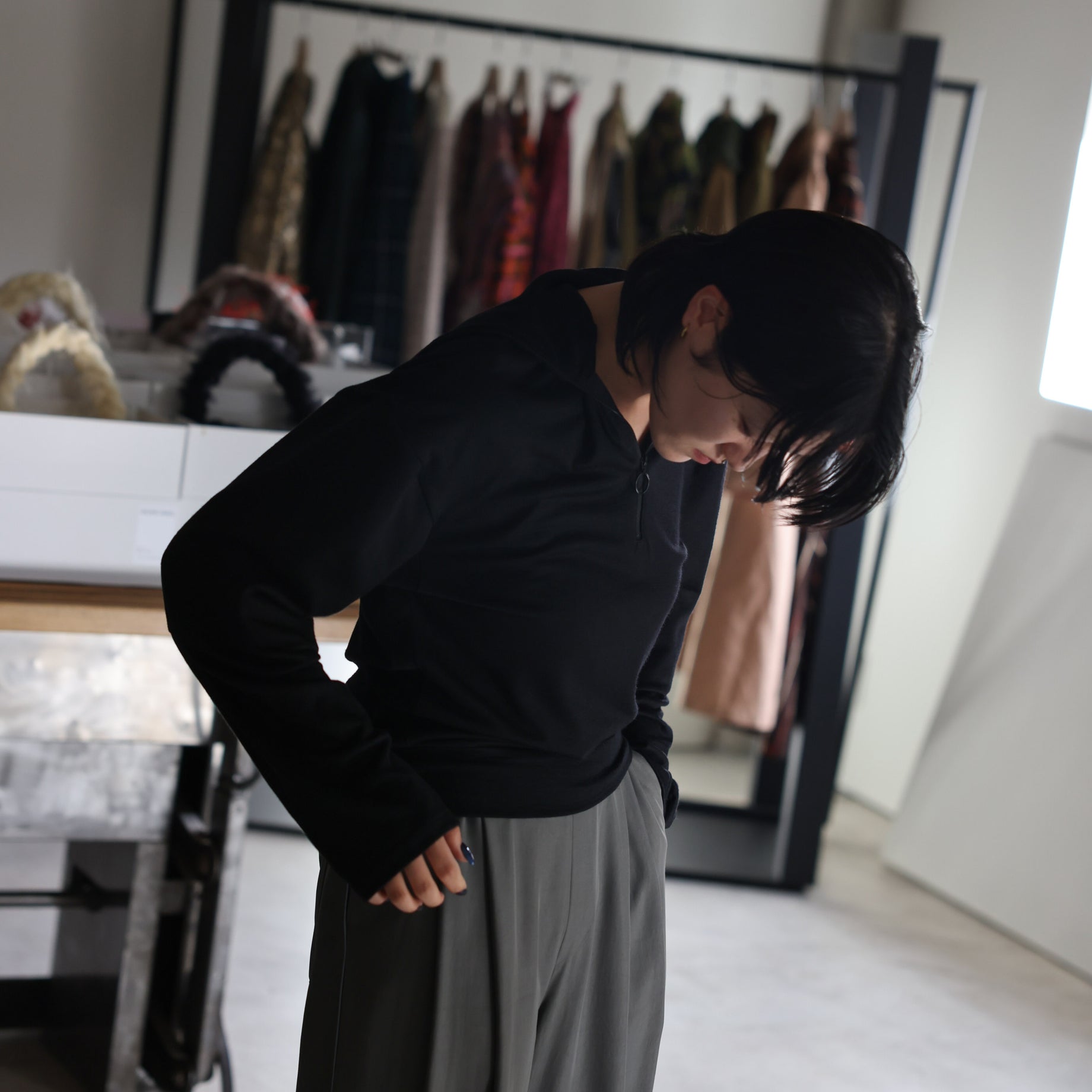 WASHABLE WOOL VOLUME SLEEVE JERSEY(BLACK)