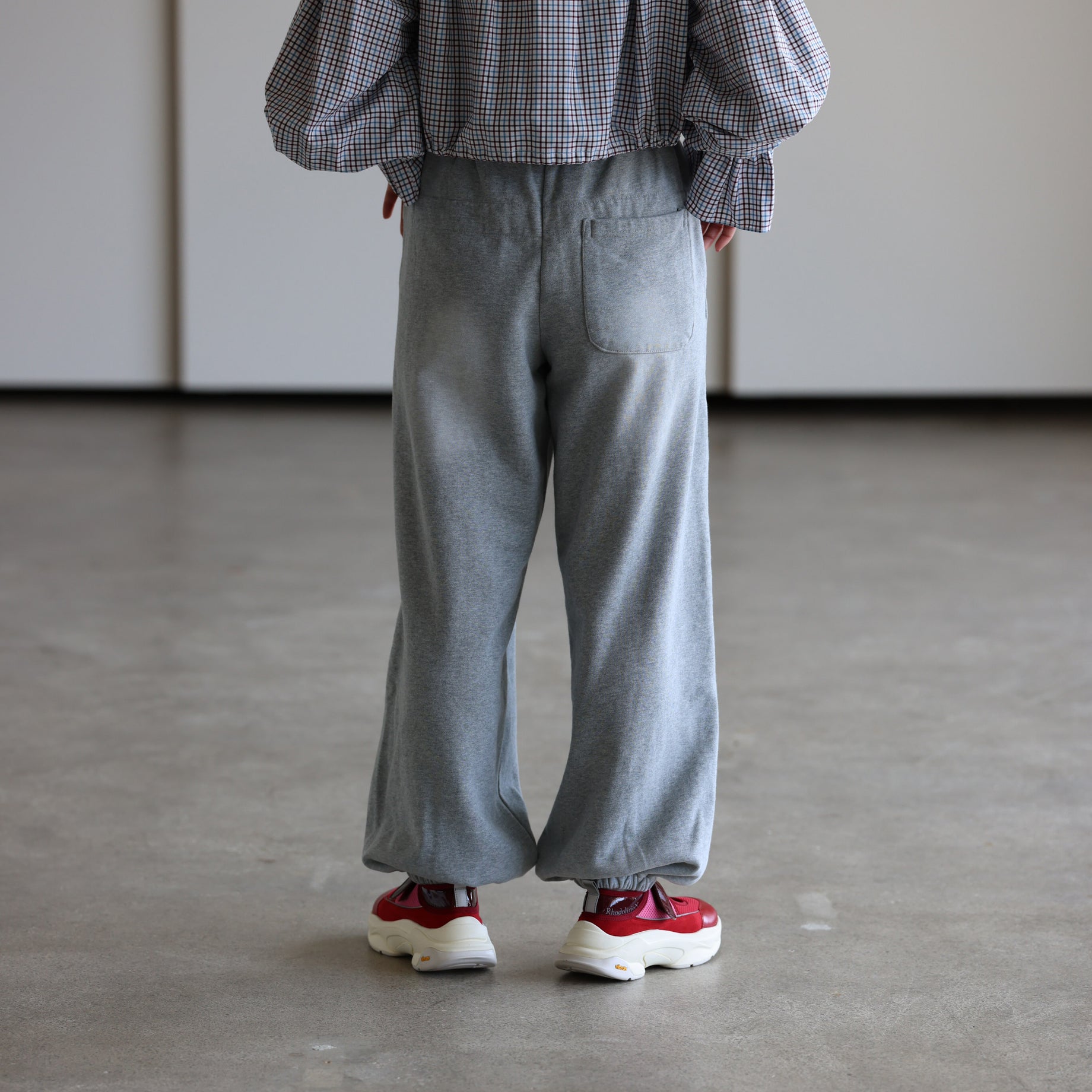 LOGOTYPE BALLOON PANTS (GREY)