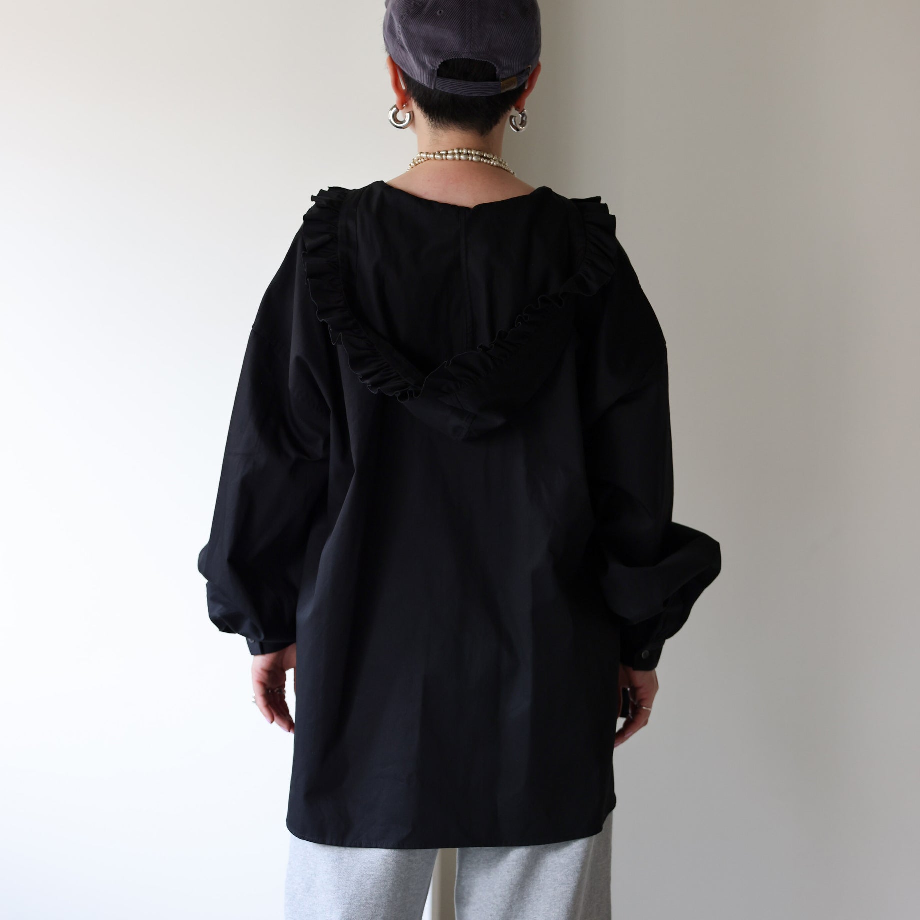 FRILL HOODY(BLACK)
