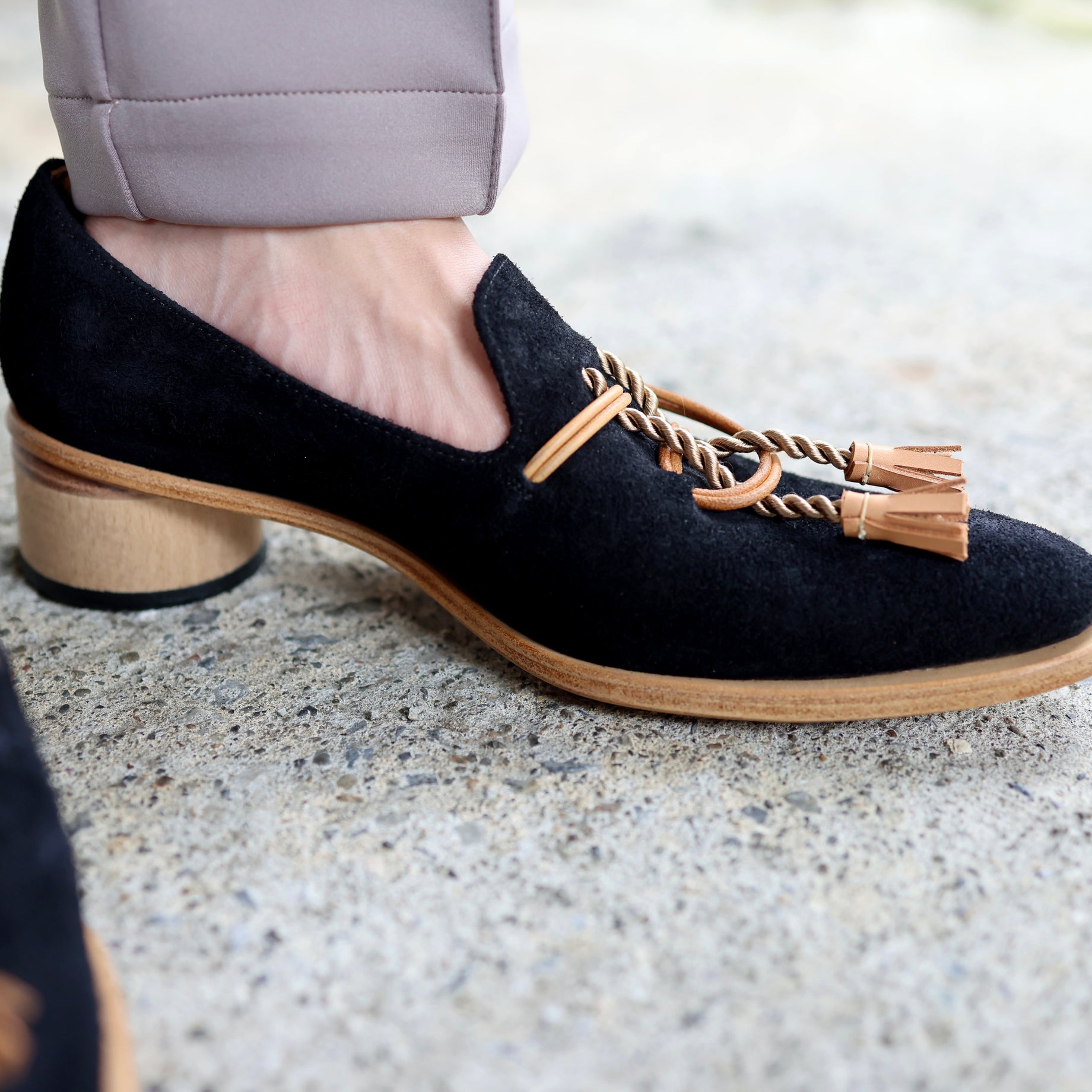 “$” KNOT SLIPON(BLACK)