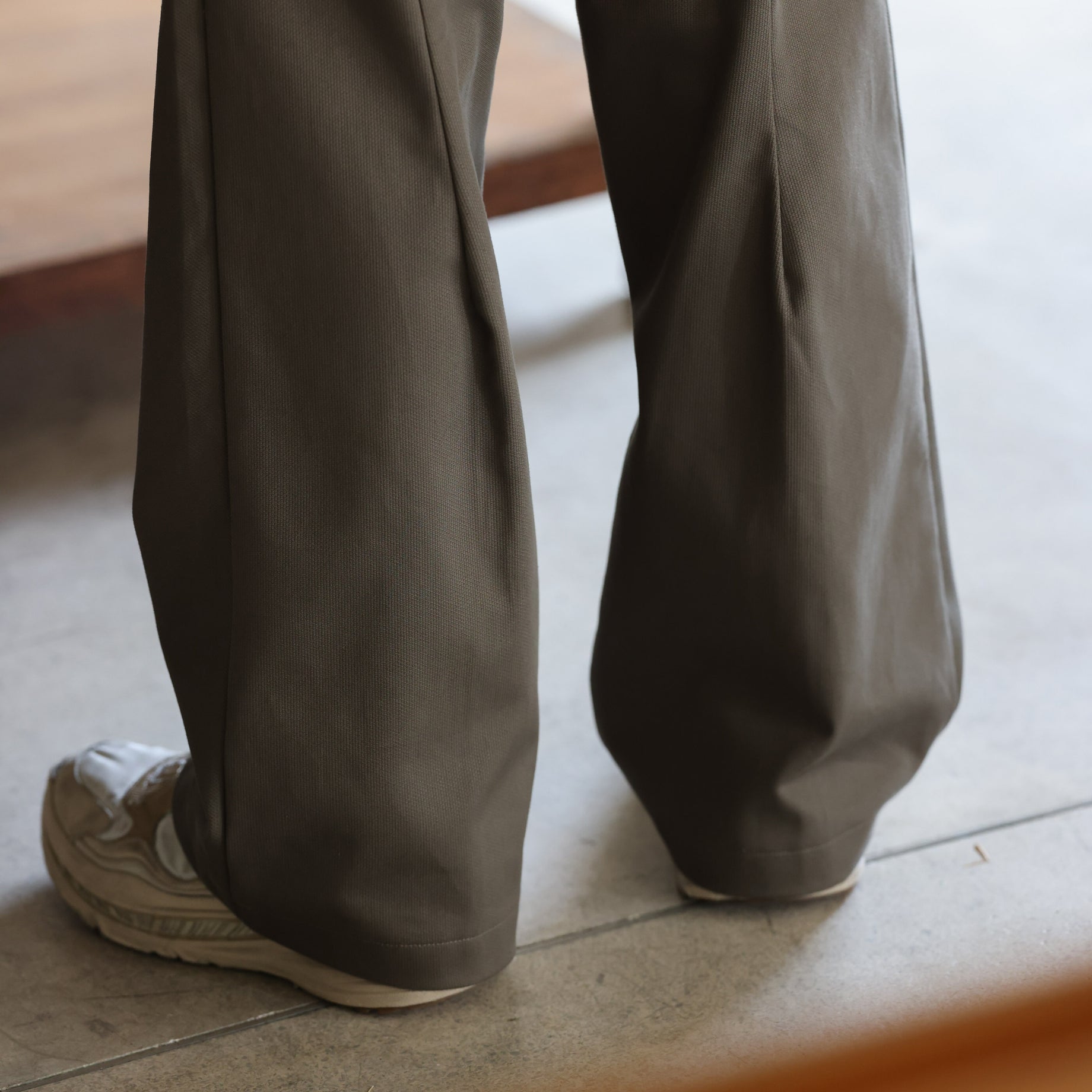 MANTIS LEG PANTS(BROWN)