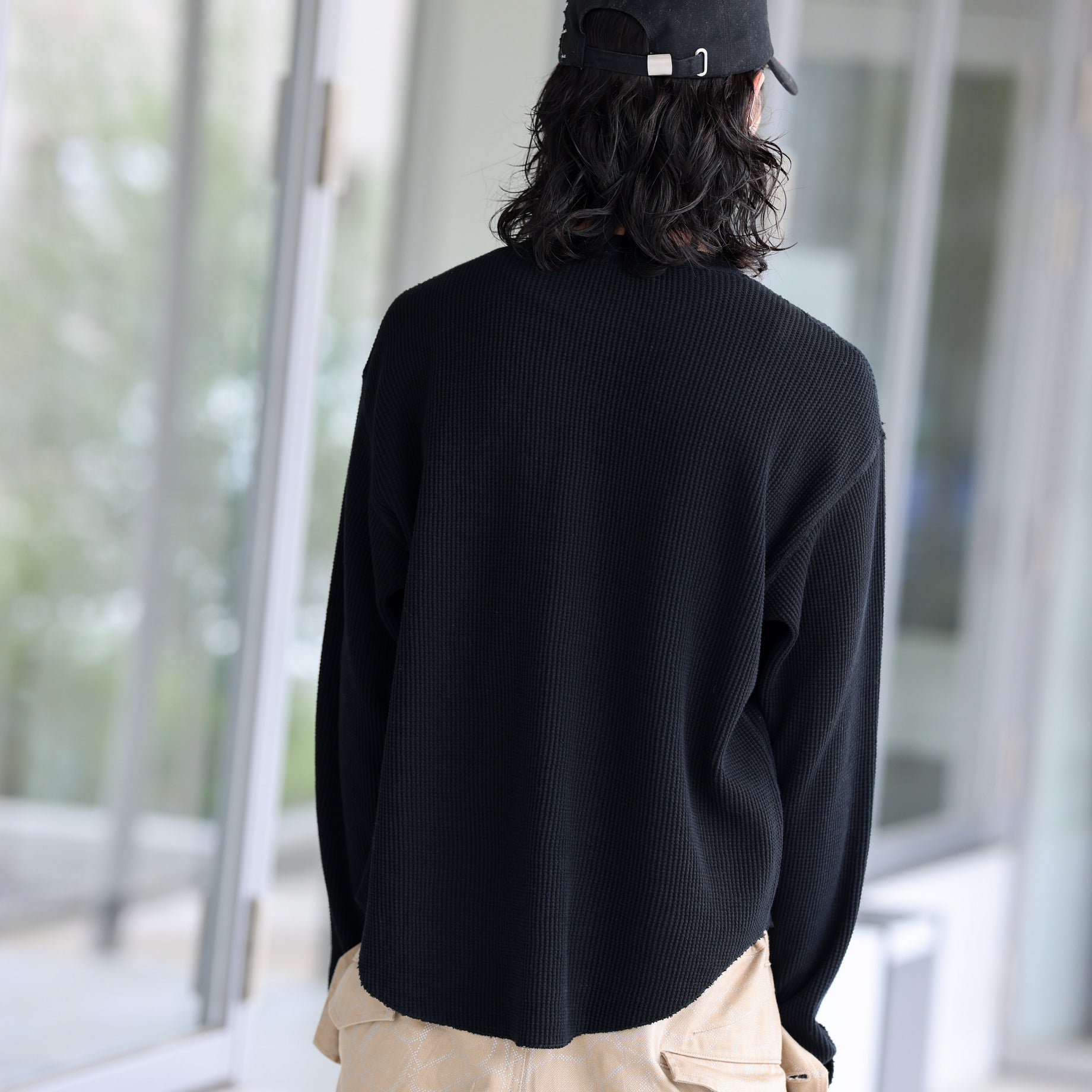 LONG-SLEEVE WAFFLE T-SHIRT(BLACK)