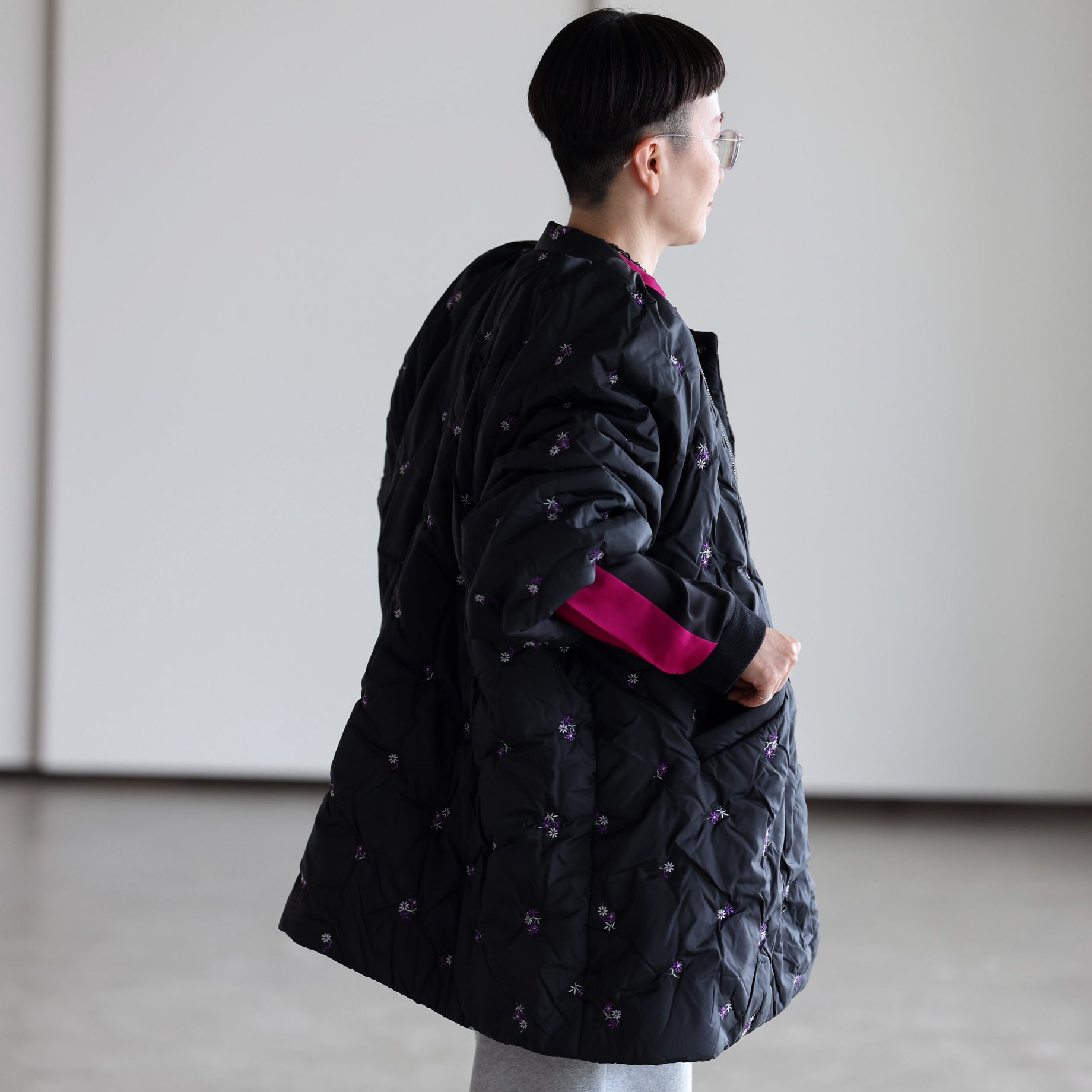 PADDED COAT - ORIGINAL FLORAL EMB.(BLACK)