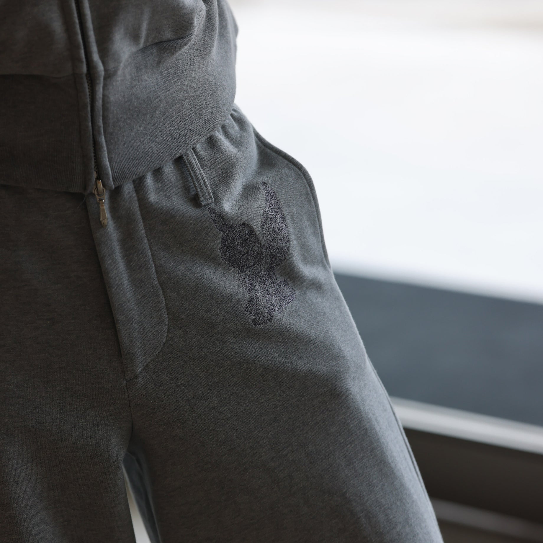 MB SWEAT PANTS (GRAY)