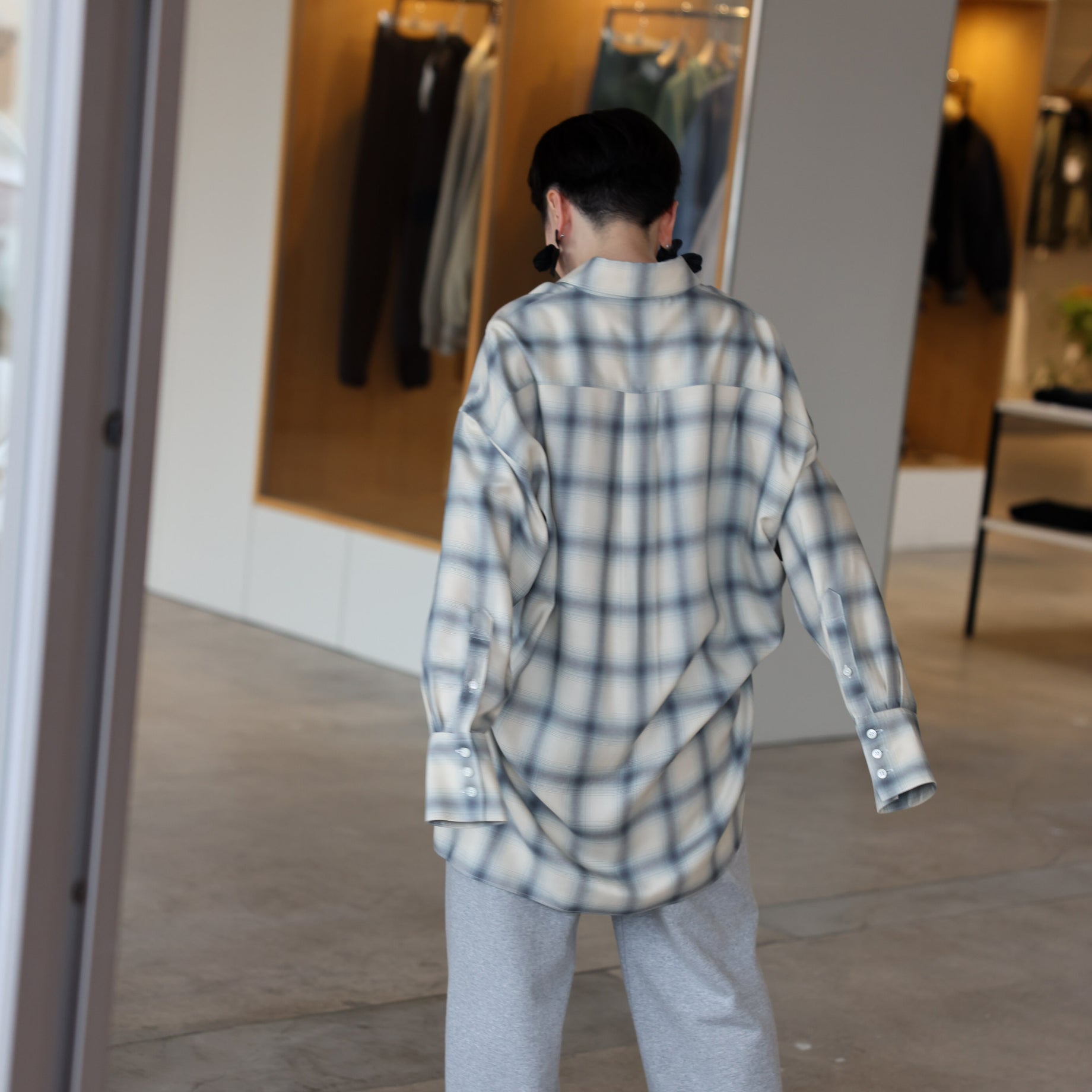 EMBROIDERY RAYON OMBRE CHECK SHIRTS(MISTIC WHITE)
