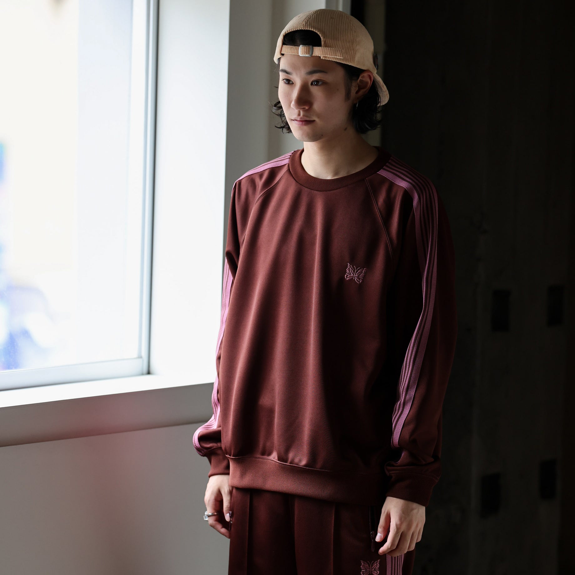 TRACK CREW NECK SHIRT - POLY SMOOTH(BROWN)