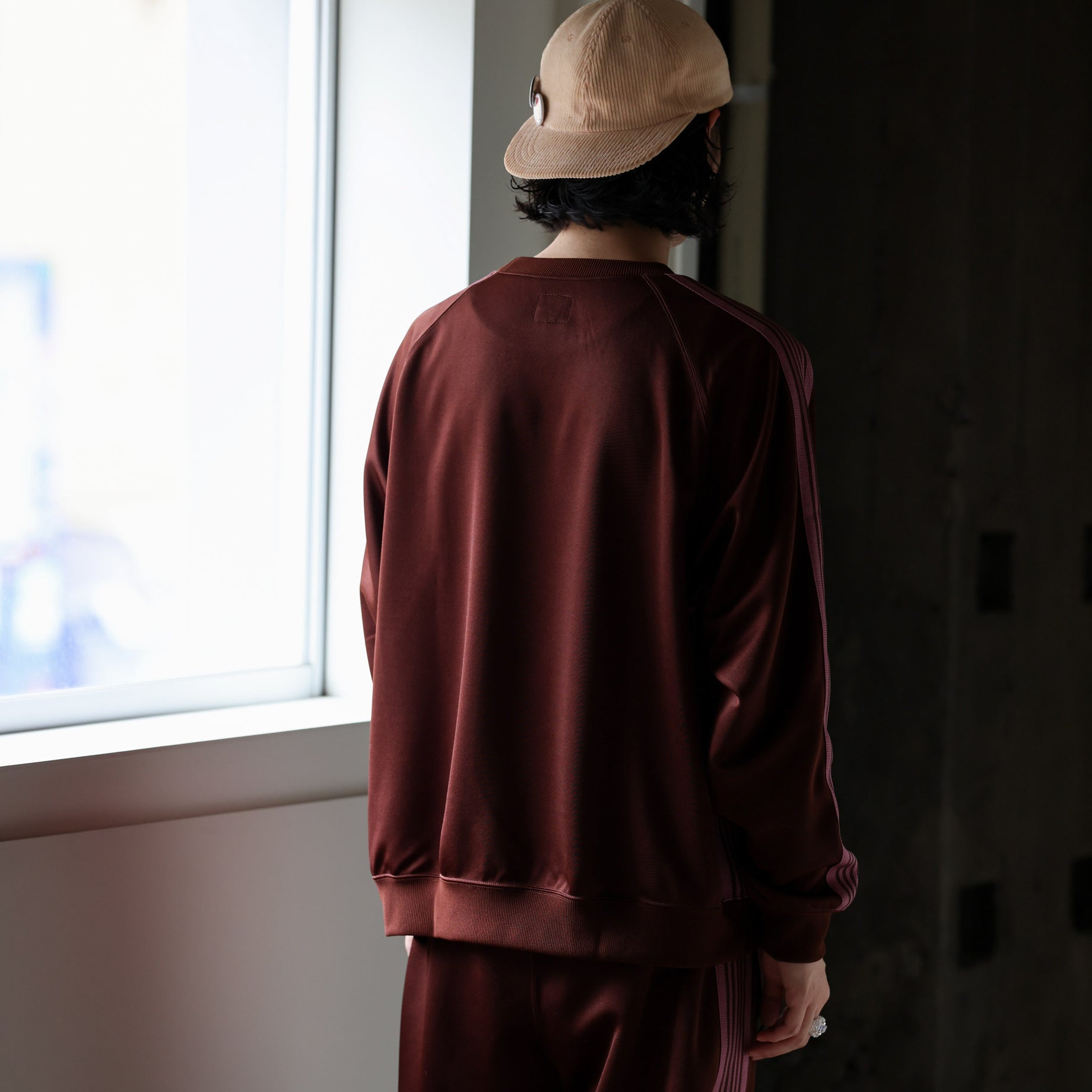 TRACK CREW NECK SHIRT - POLY SMOOTH(BROWN)