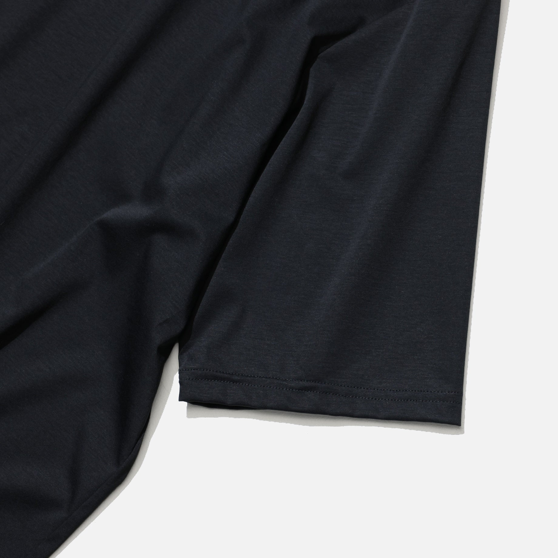 T - SHIRTS(BLACK)