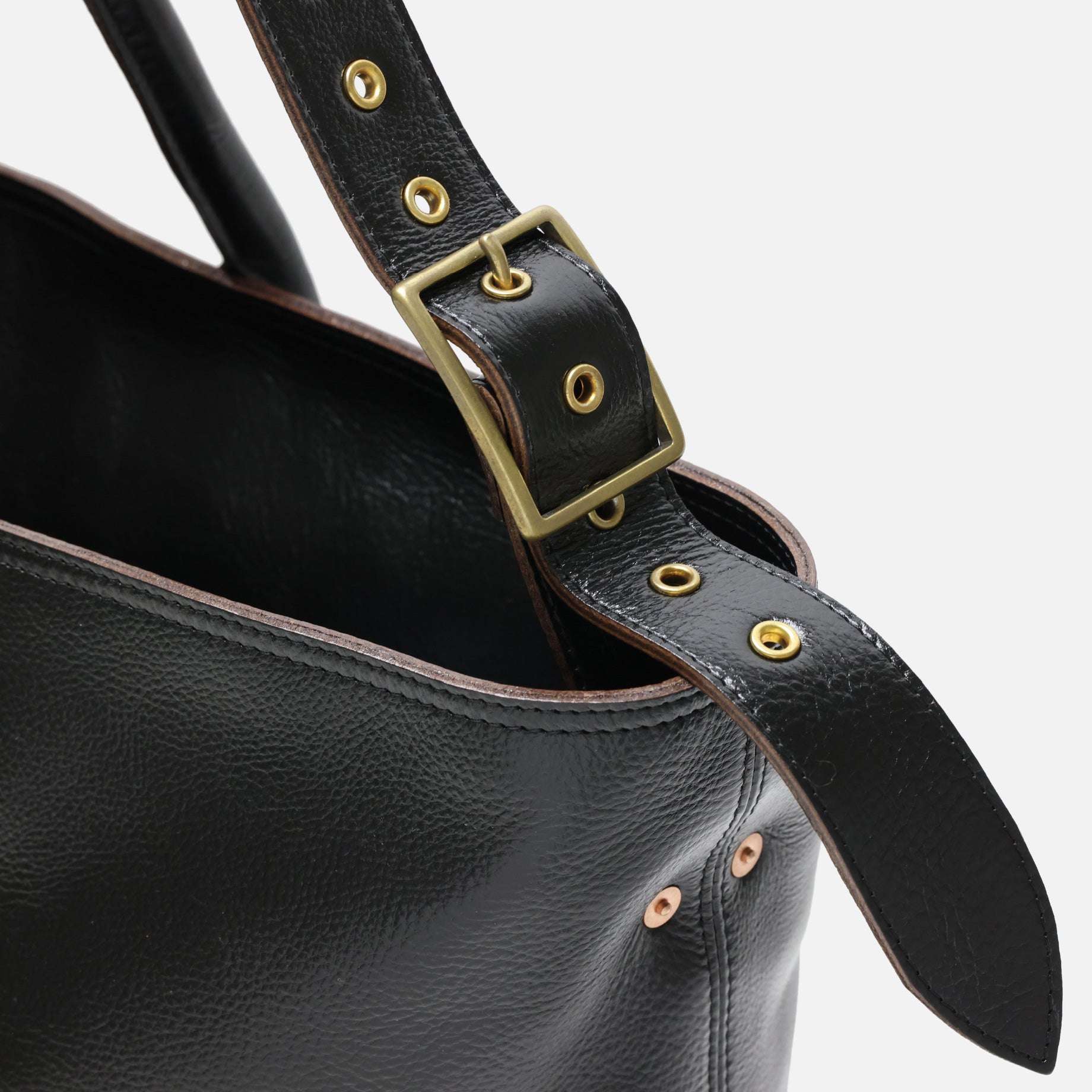 LEATHER TOTE BAG(BLACK SHRINK)