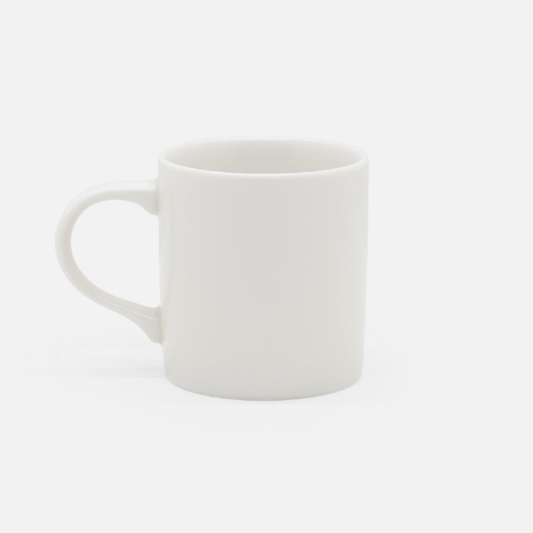 "BEVERAGE" MUG(YELLOW)