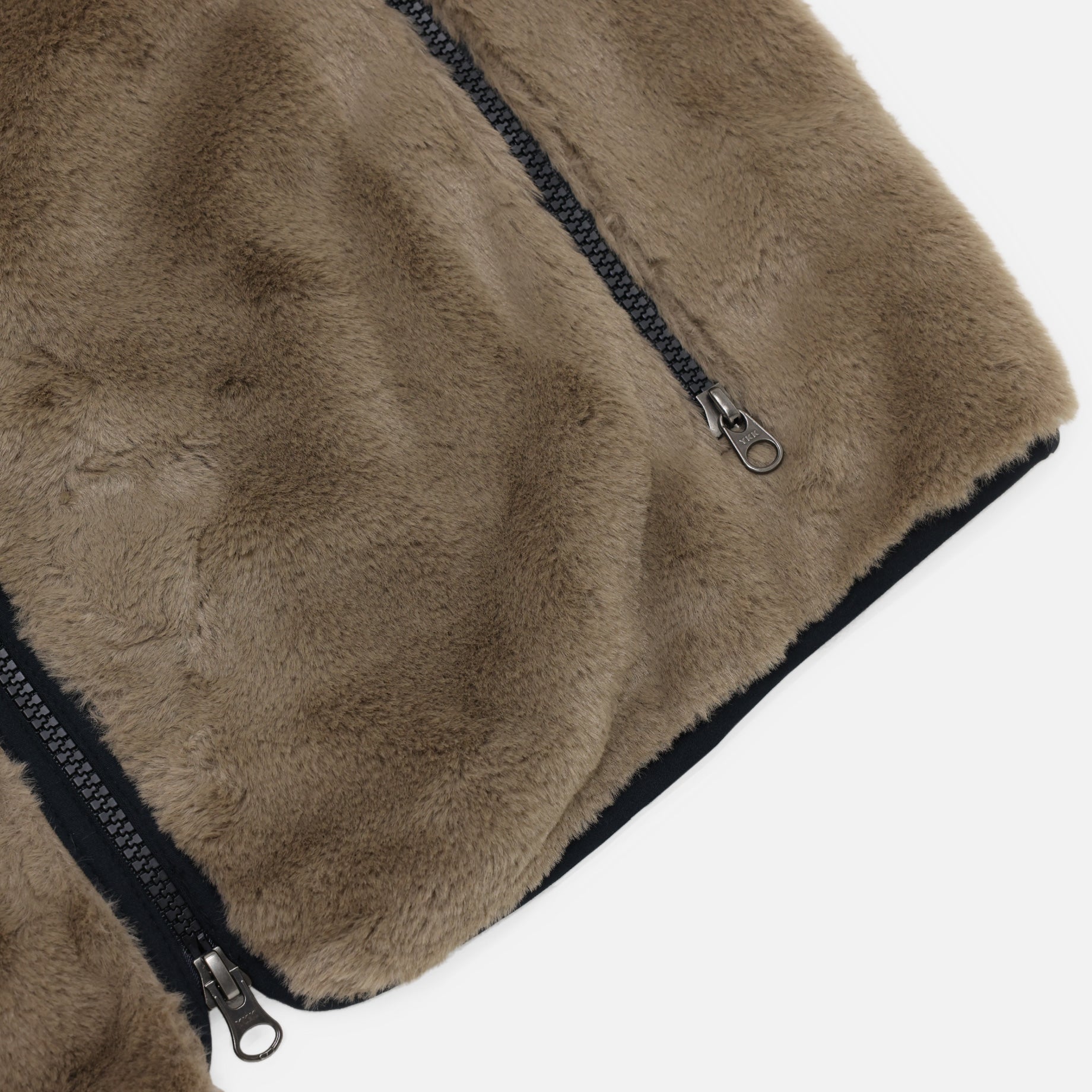 PIPING VEST - MICRO FUR(BROWN)