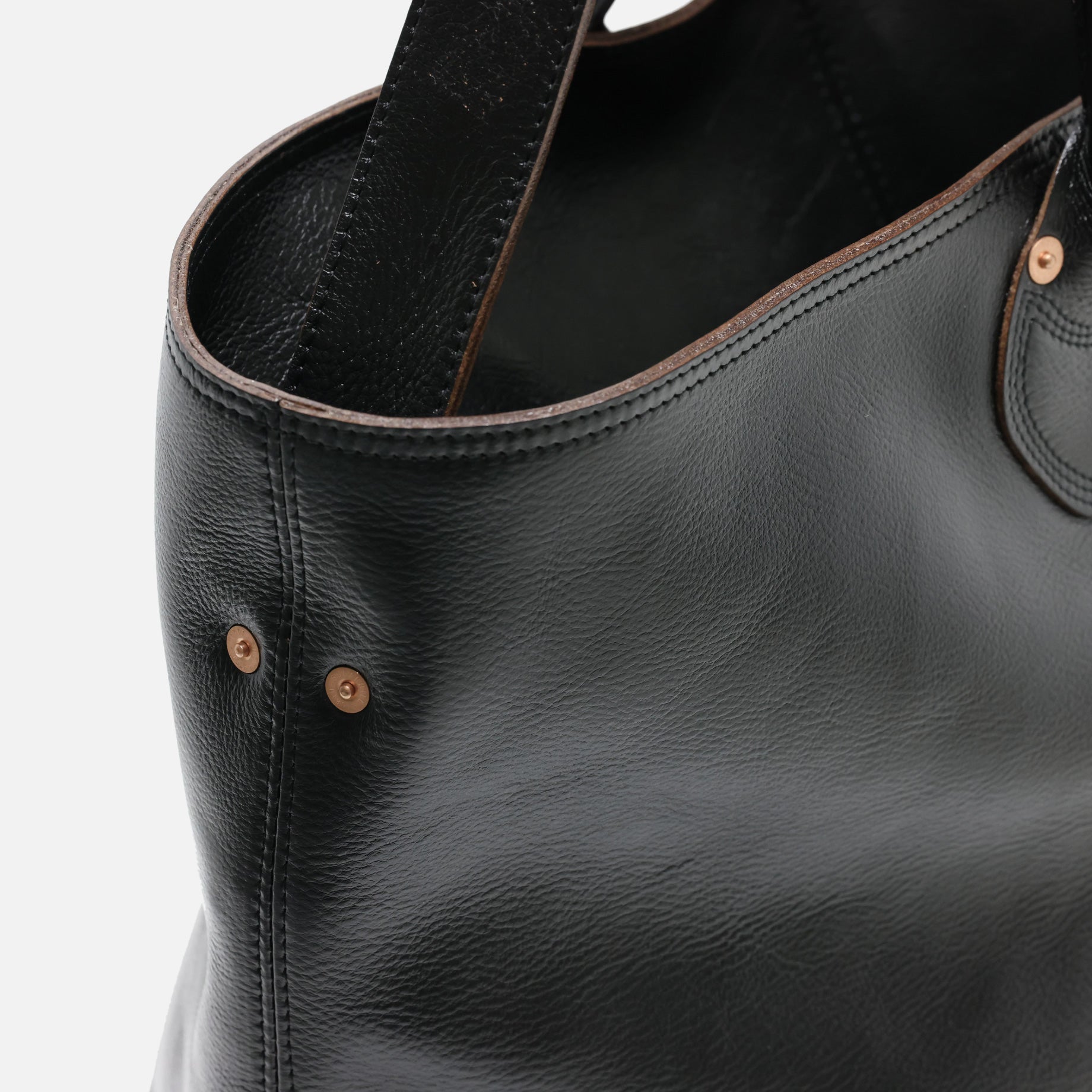 LEATHER TOTE BAG(BLACK SHRINK)