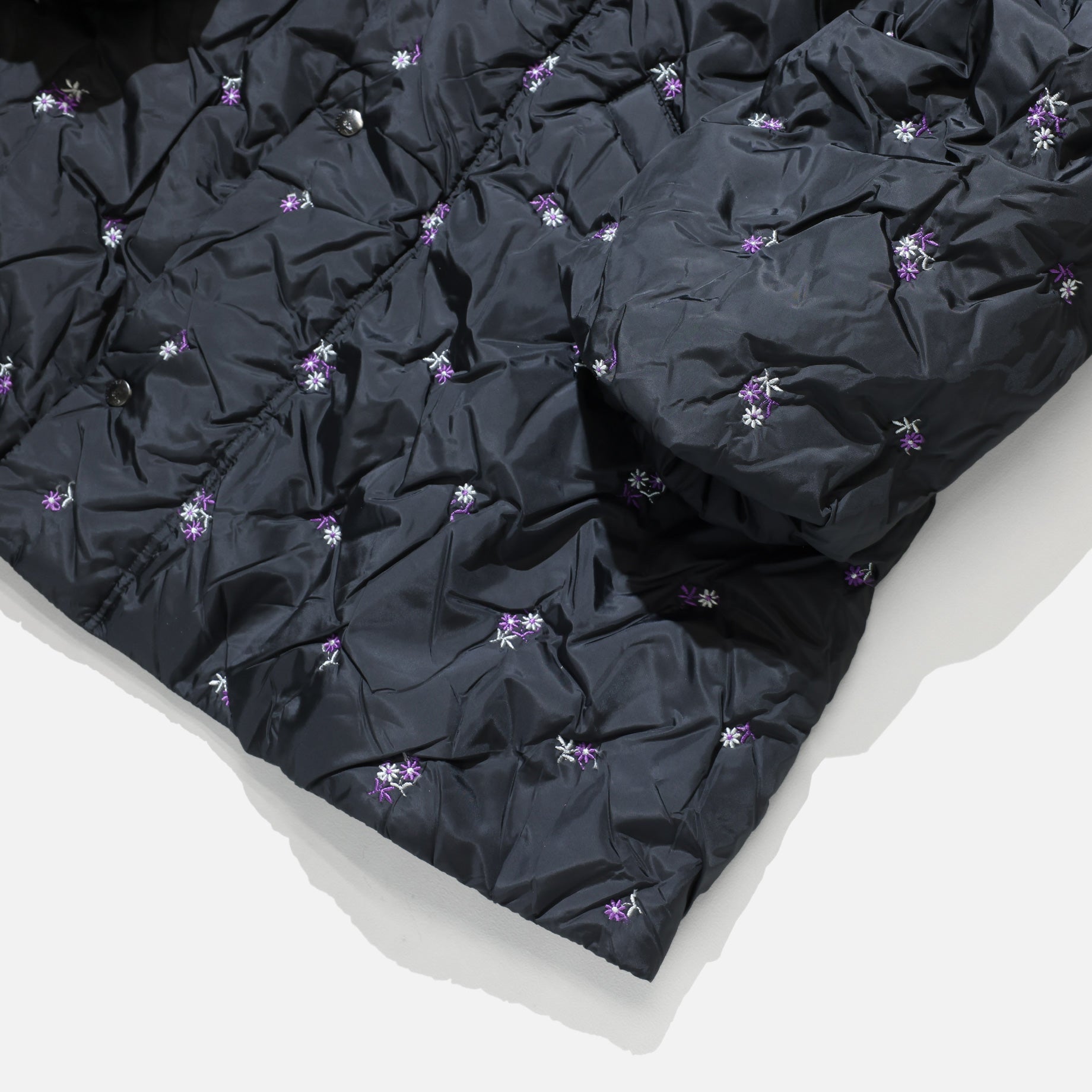 PADDED COAT - ORIGINAL FLORAL EMB.(BLACK)
