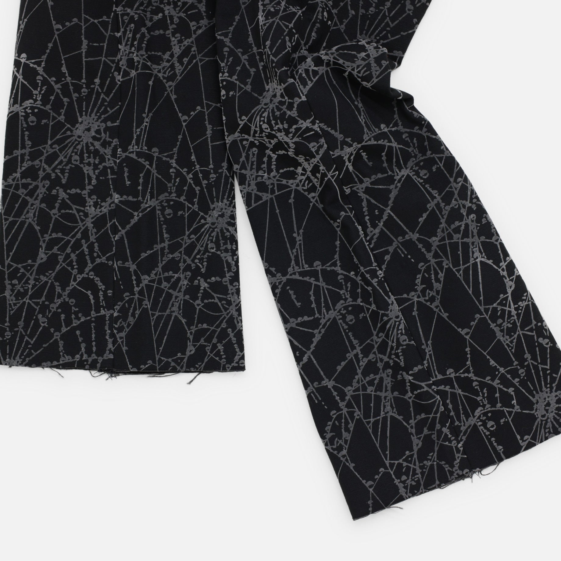 FLOCKY WEB FLARE PANTS(BLACK)