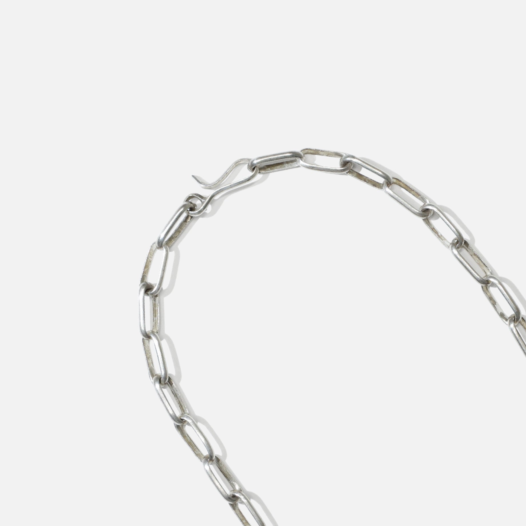 SALLY SHIRLEY NAVAJO HANDMADE CHAIN BRAC.(SILVER)