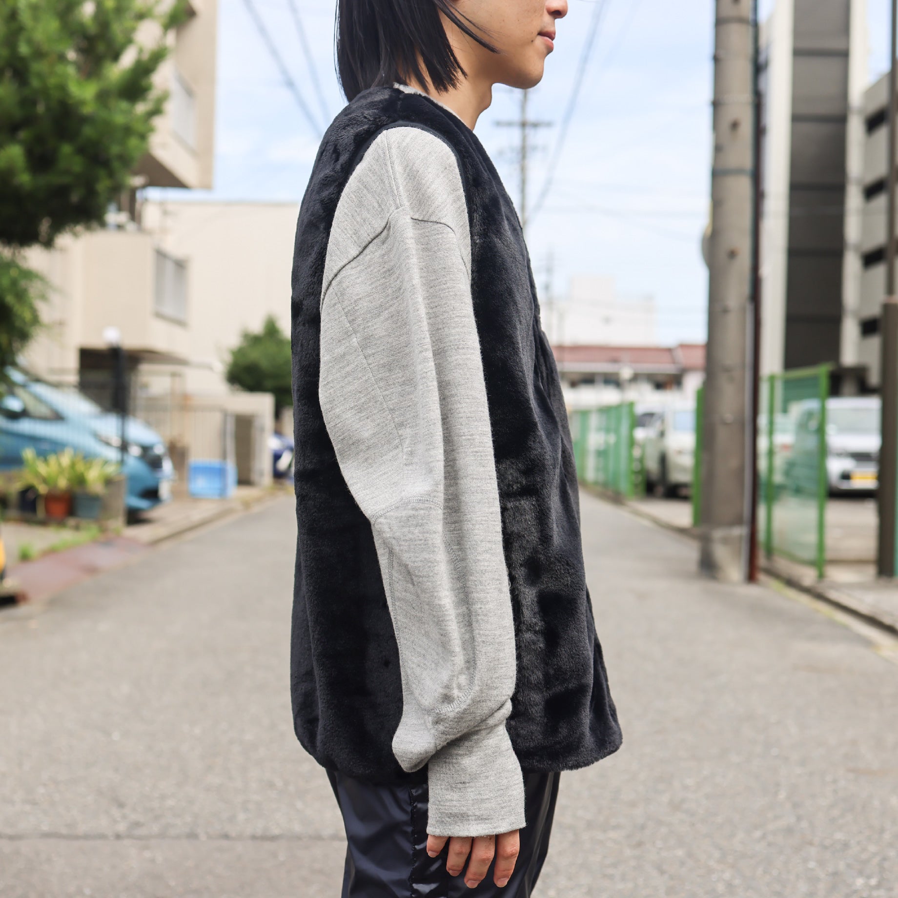 PIPING VEST - MICRO FUR(BLACK)
