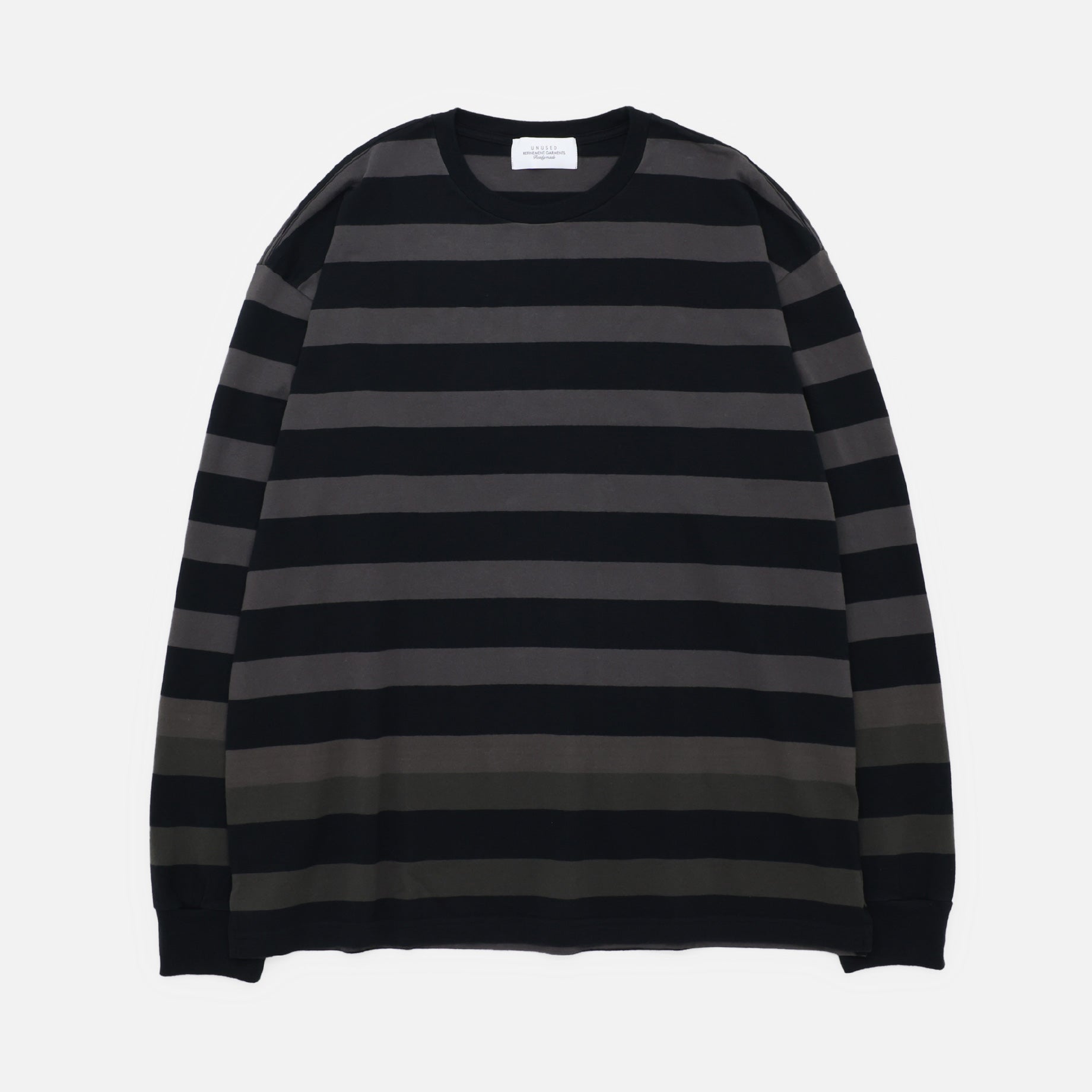 LONG-SLEEVE BORDER T-SHIRT(BLACK × CHACOAL)
