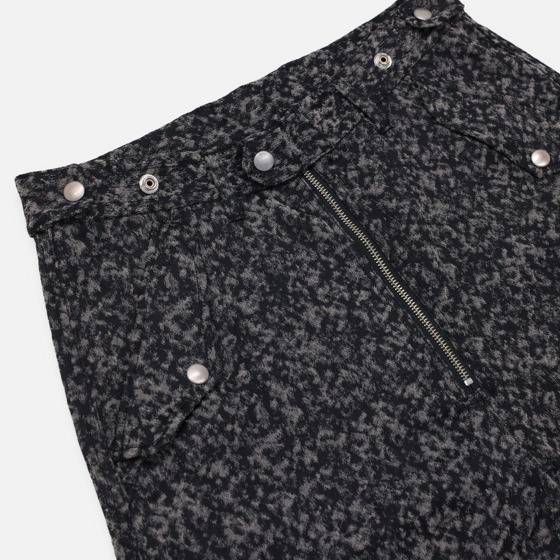 URETHANE JACQUARD PARASHUTE TROUSERS(BLACK&WHITE)