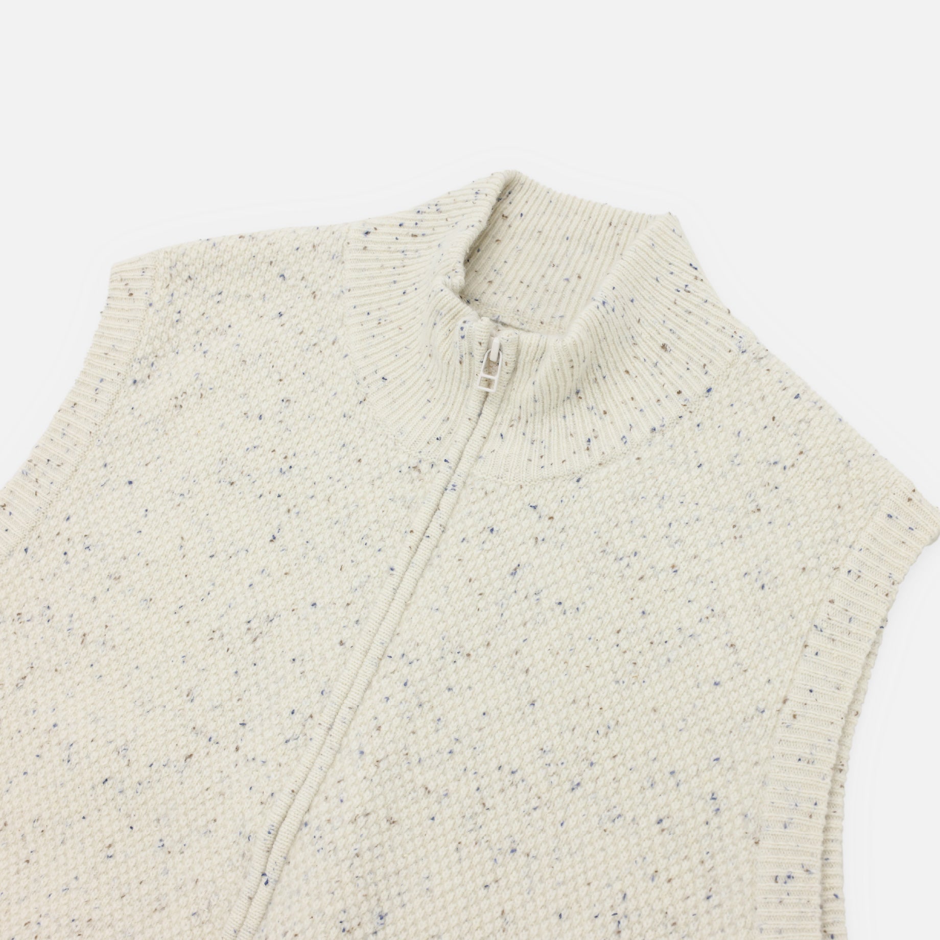 WOOL MOSS STITCH ZIP VEST (WHITE)