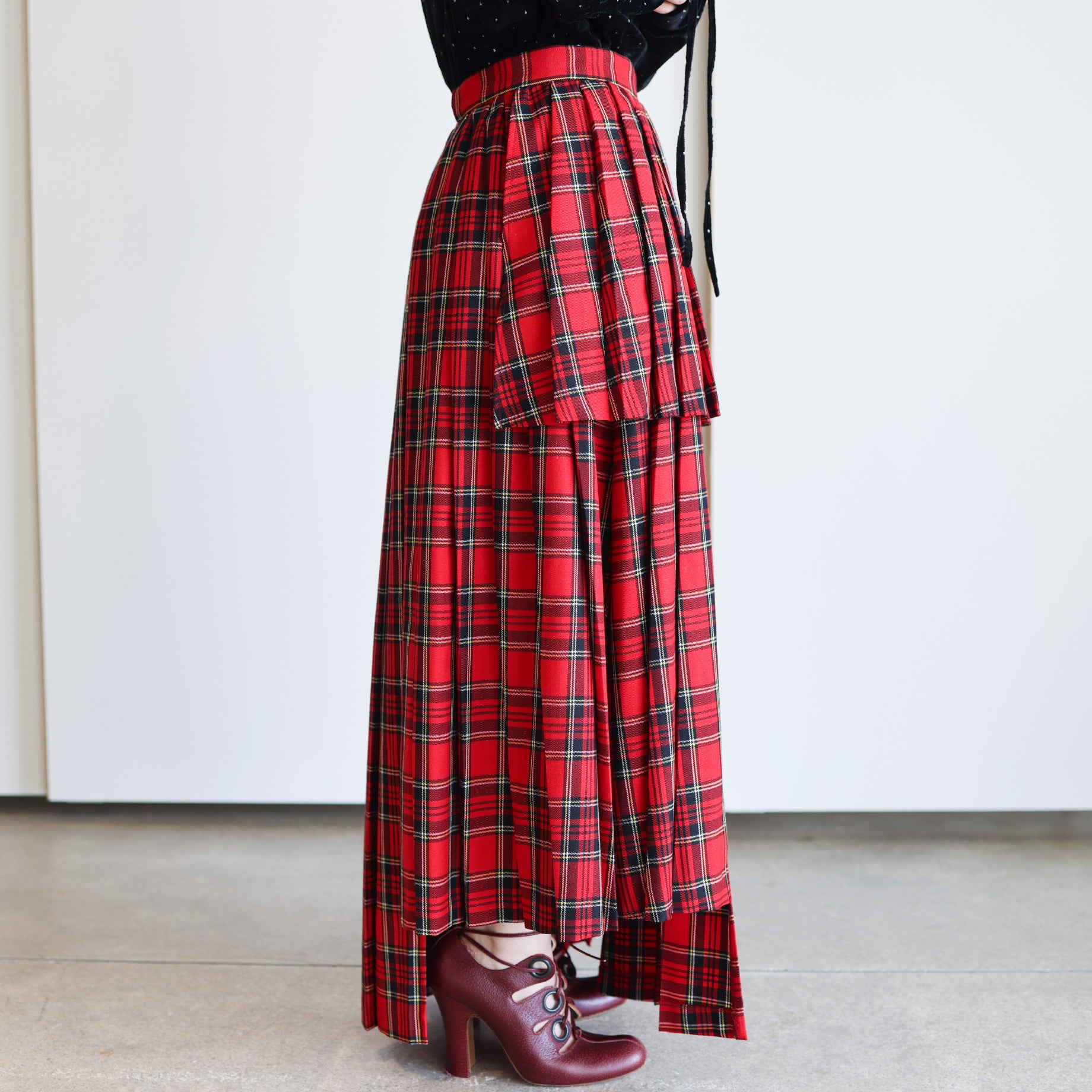 VARIATION PLEATS SKIRT - TARTAN(RED)