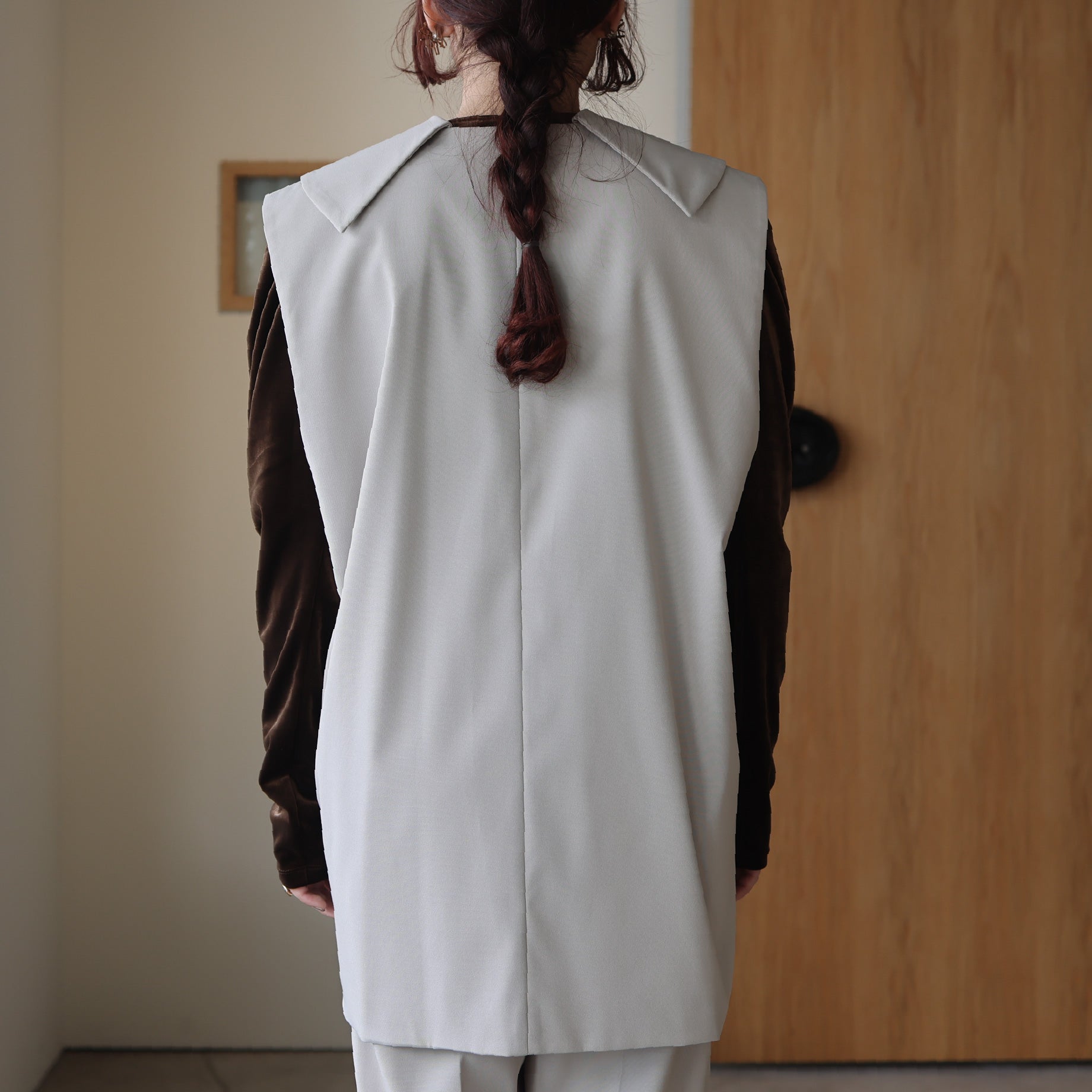 FLAT COLLAR VEST(IVORY)