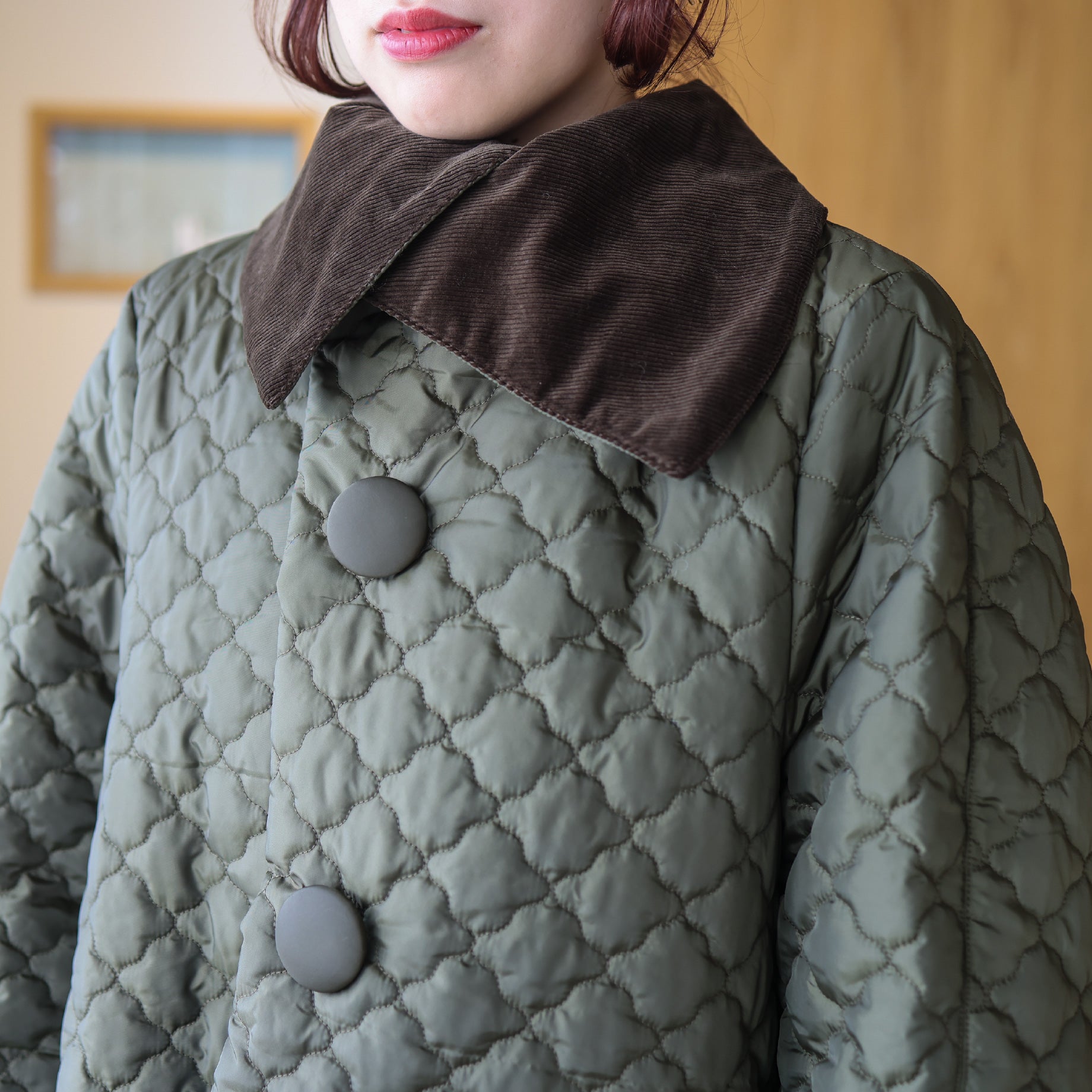 QUILTED BIG COLLAR A-LINE COAT(OLIVE)