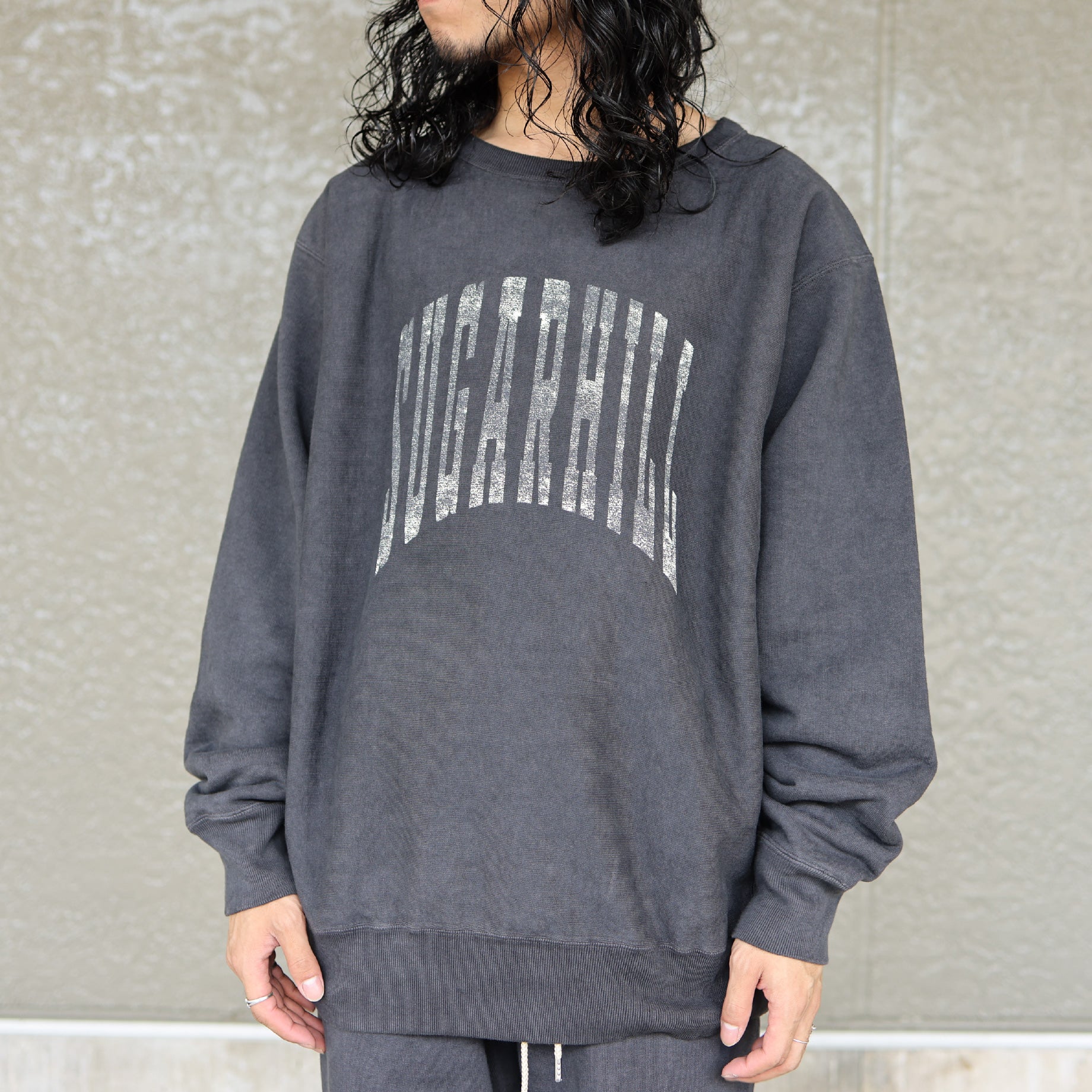 COLLEGE PRINT SWEAT SHIRT(AGED BLACK)