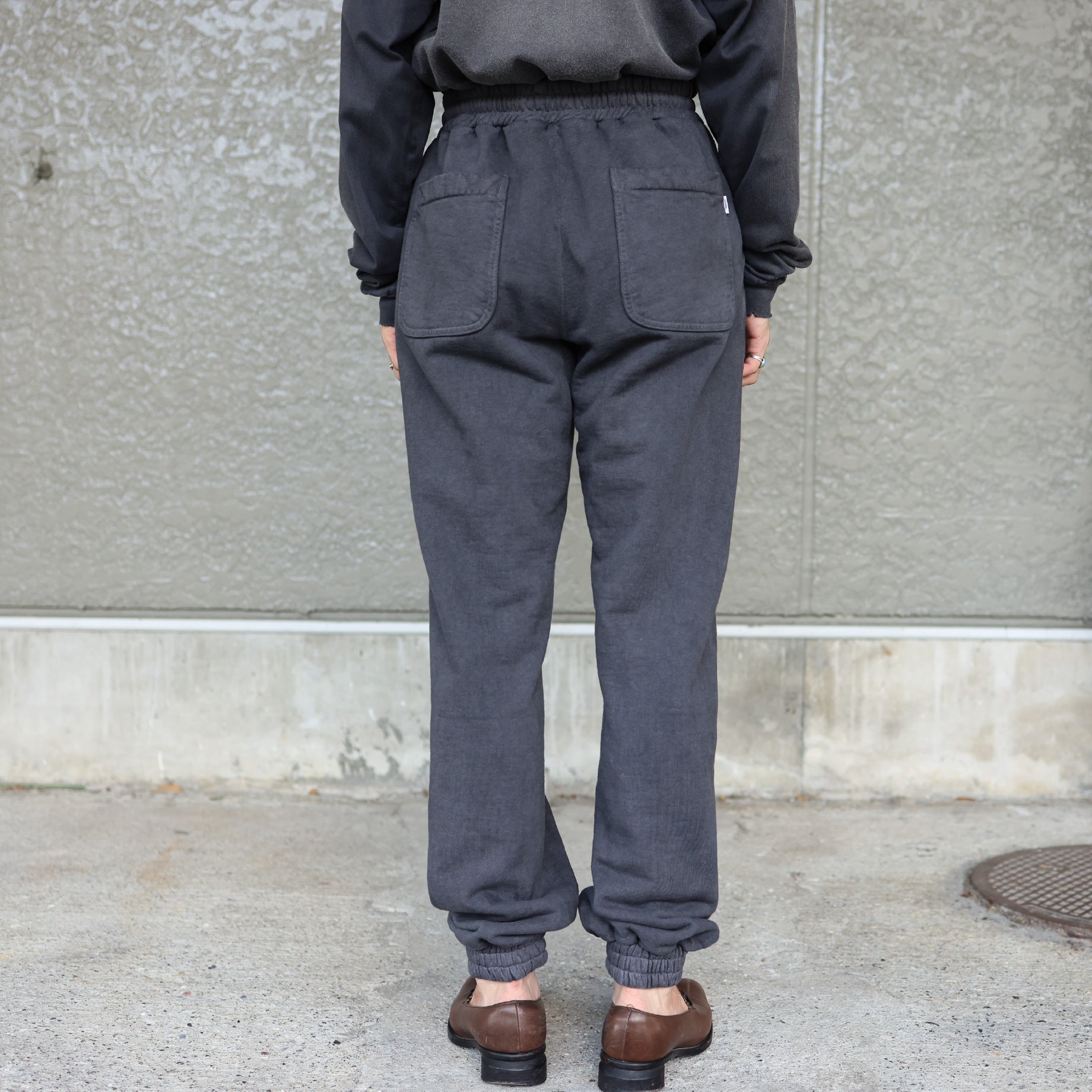 COLLEGE PRINTED SWEAT TROUSERS(AGED BLACK)