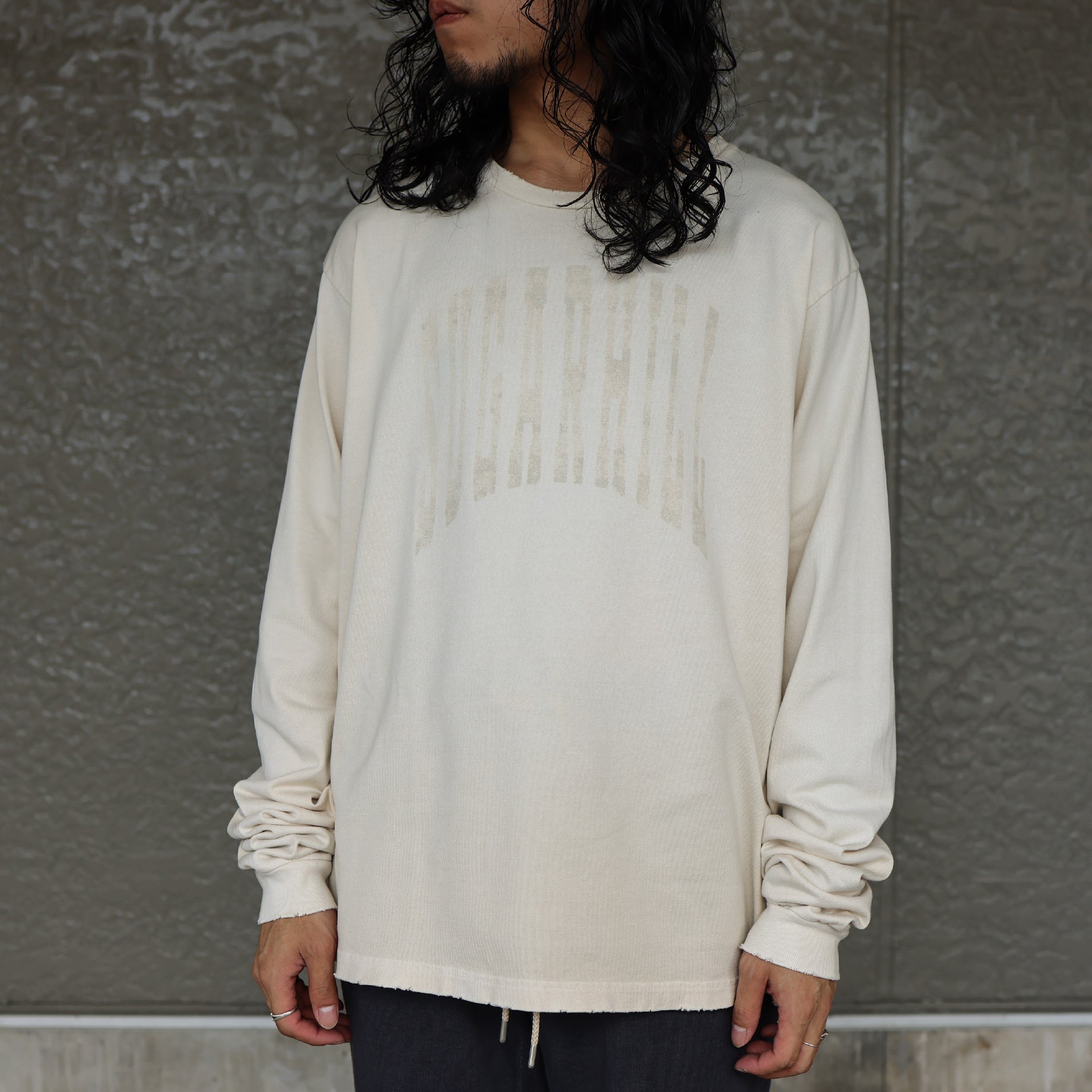 COLLEGE PRINT LONG SLEEVE T-SHIRT(AGED IVORY)