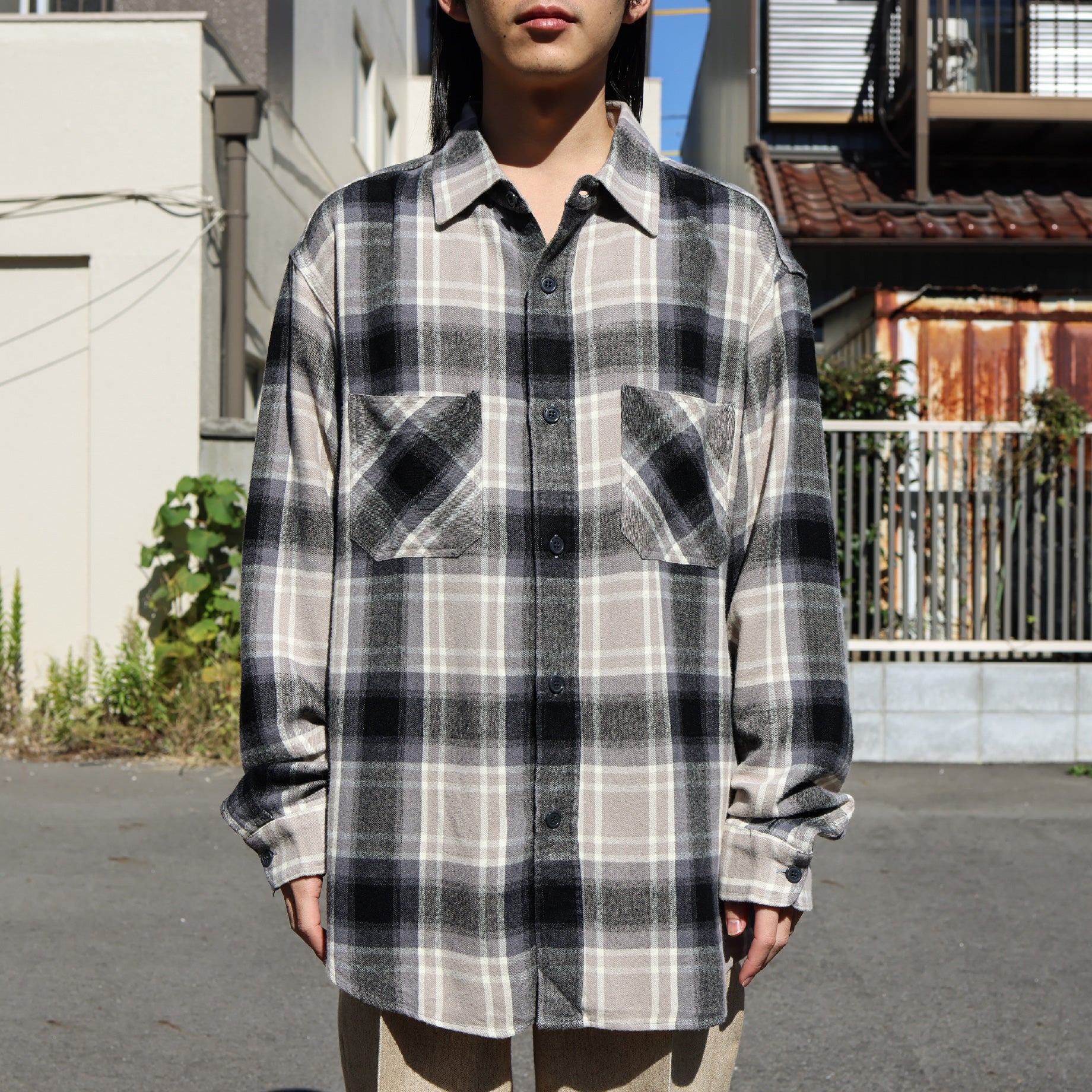 CHECK SHIRT (BEIGE × BLACK)