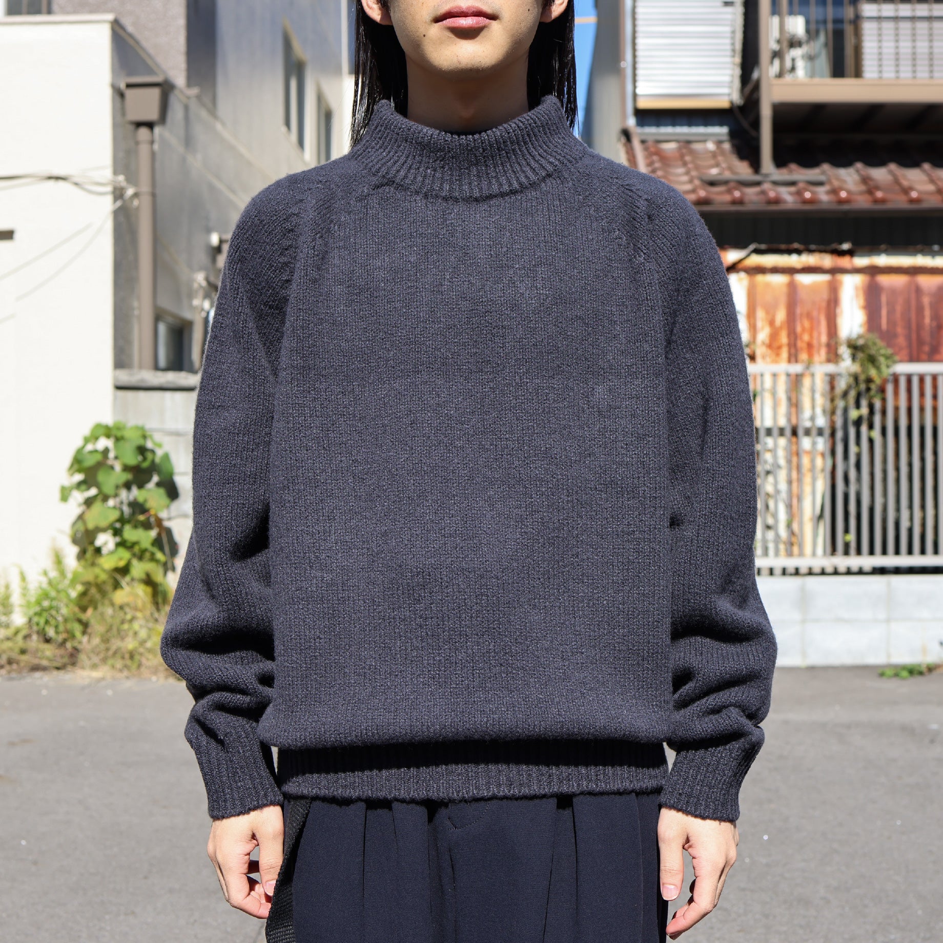 W/G MOC NECK L/S (CHACOAL)