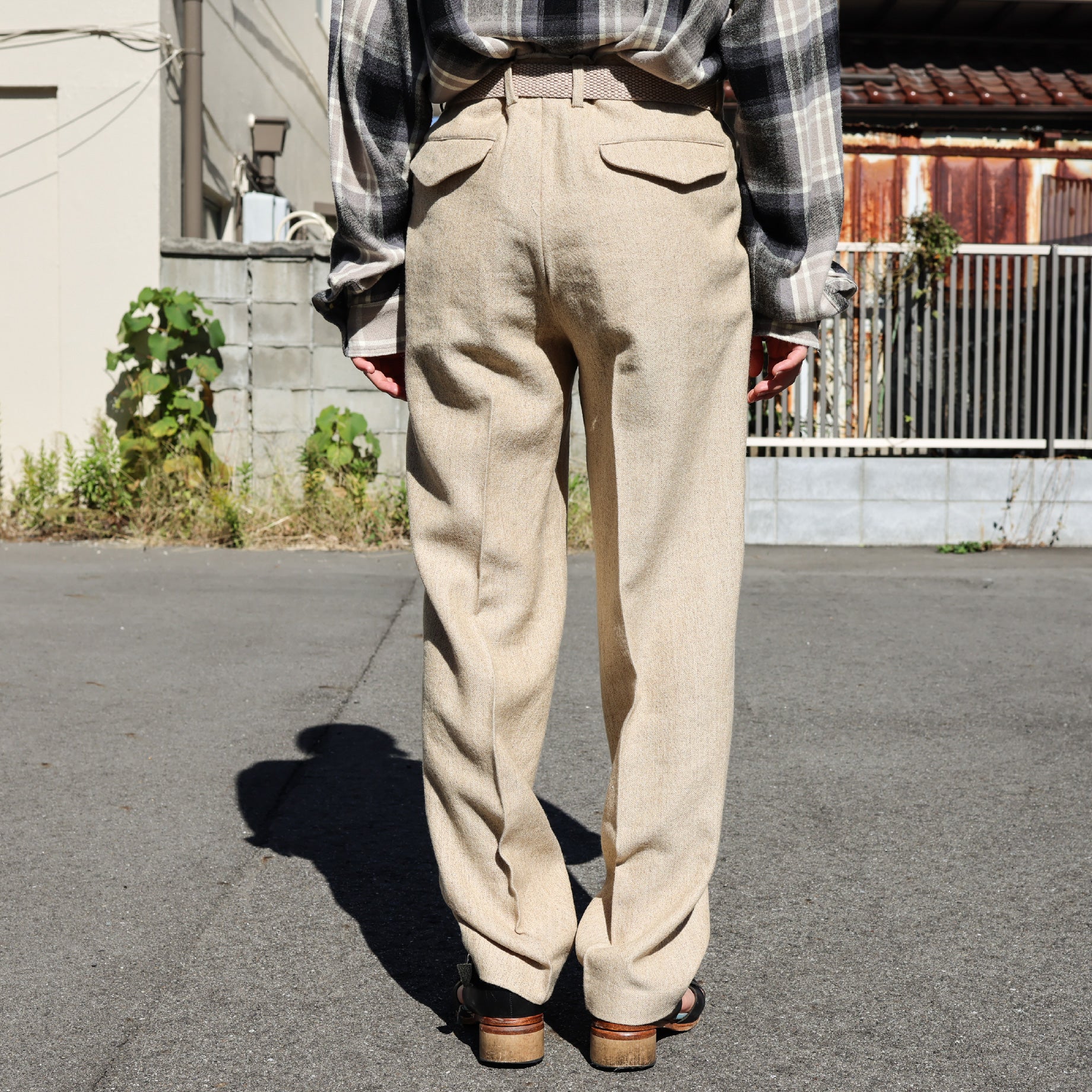 WOOL SLACKS (BEIGE)