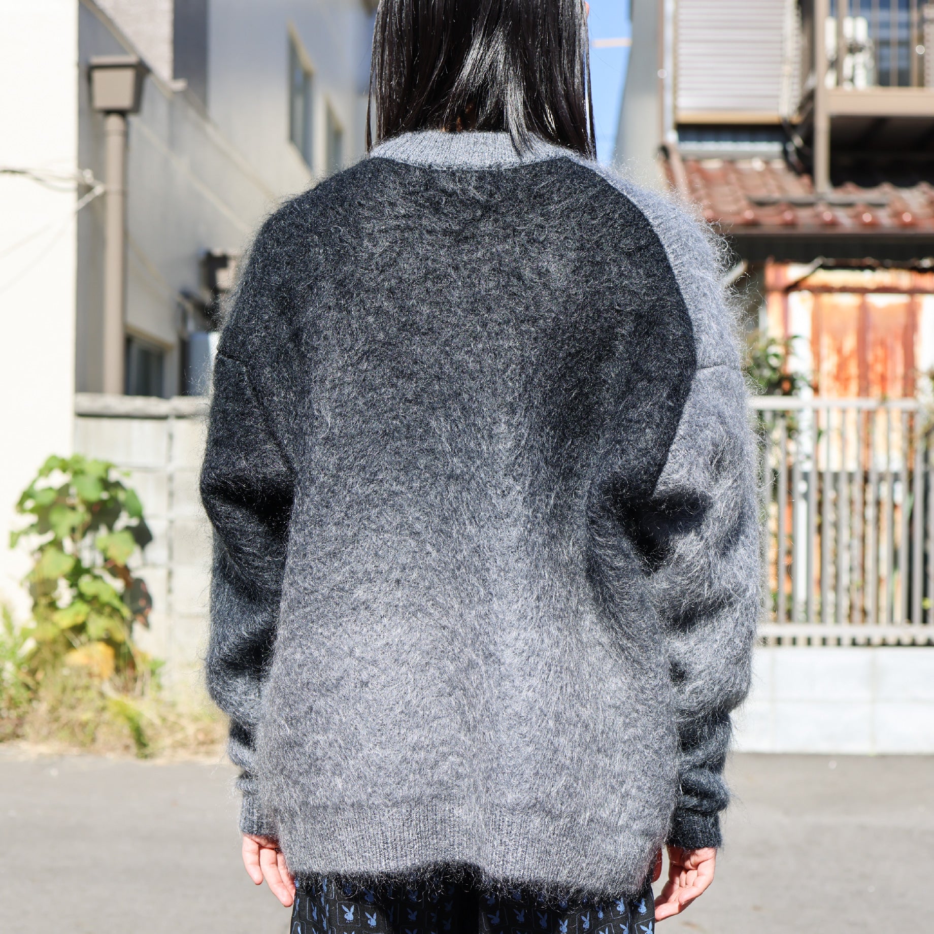 GRADATION MOHAIR PULLOVER (BLACK)