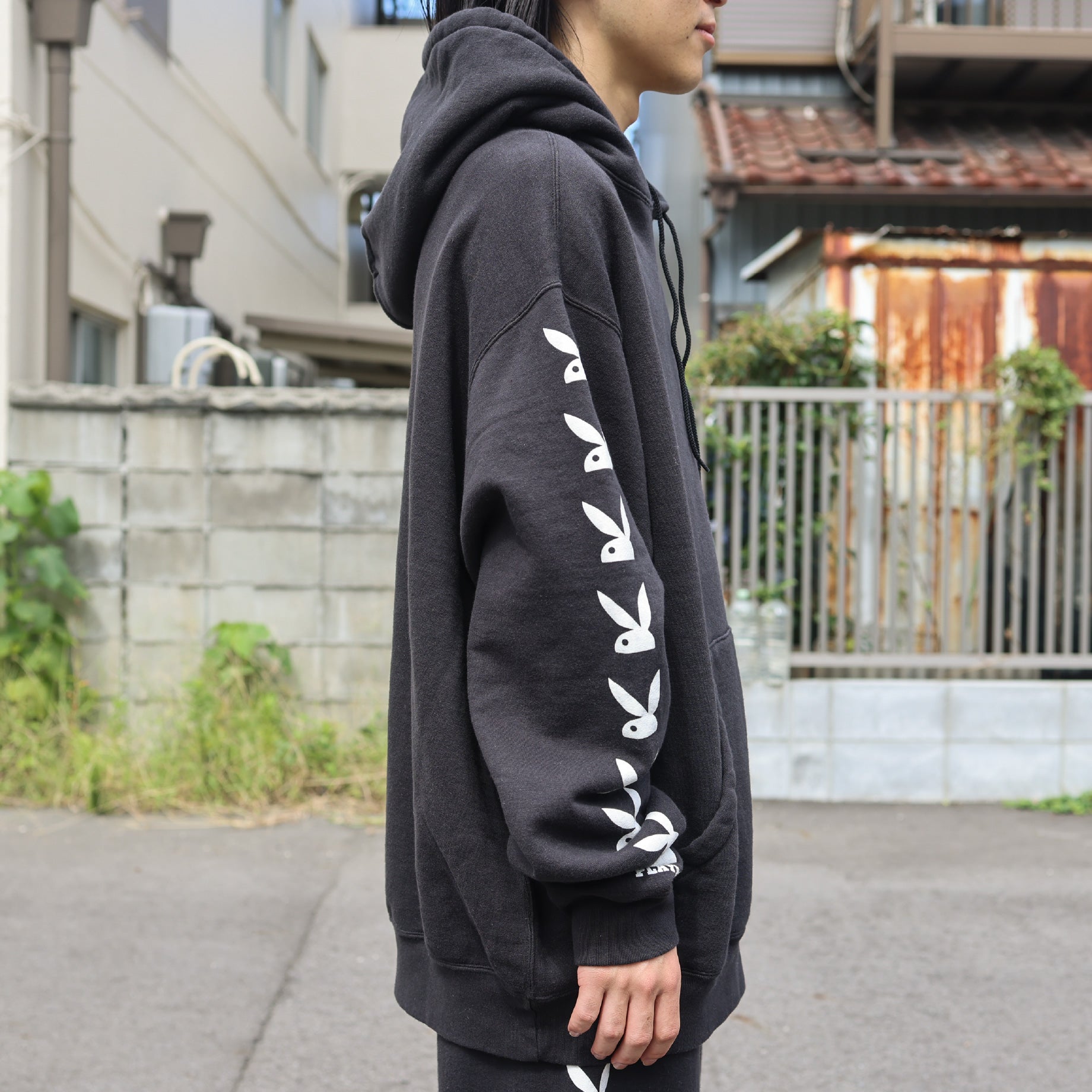 PLAYBOY PRINT SWEAT HOODIE(BLACK)
