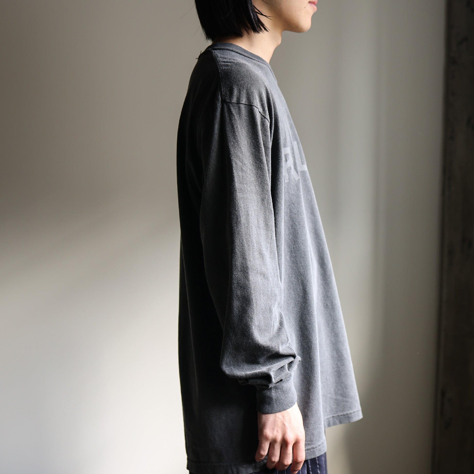 REFLECT #02 LS TEE(BLACK)