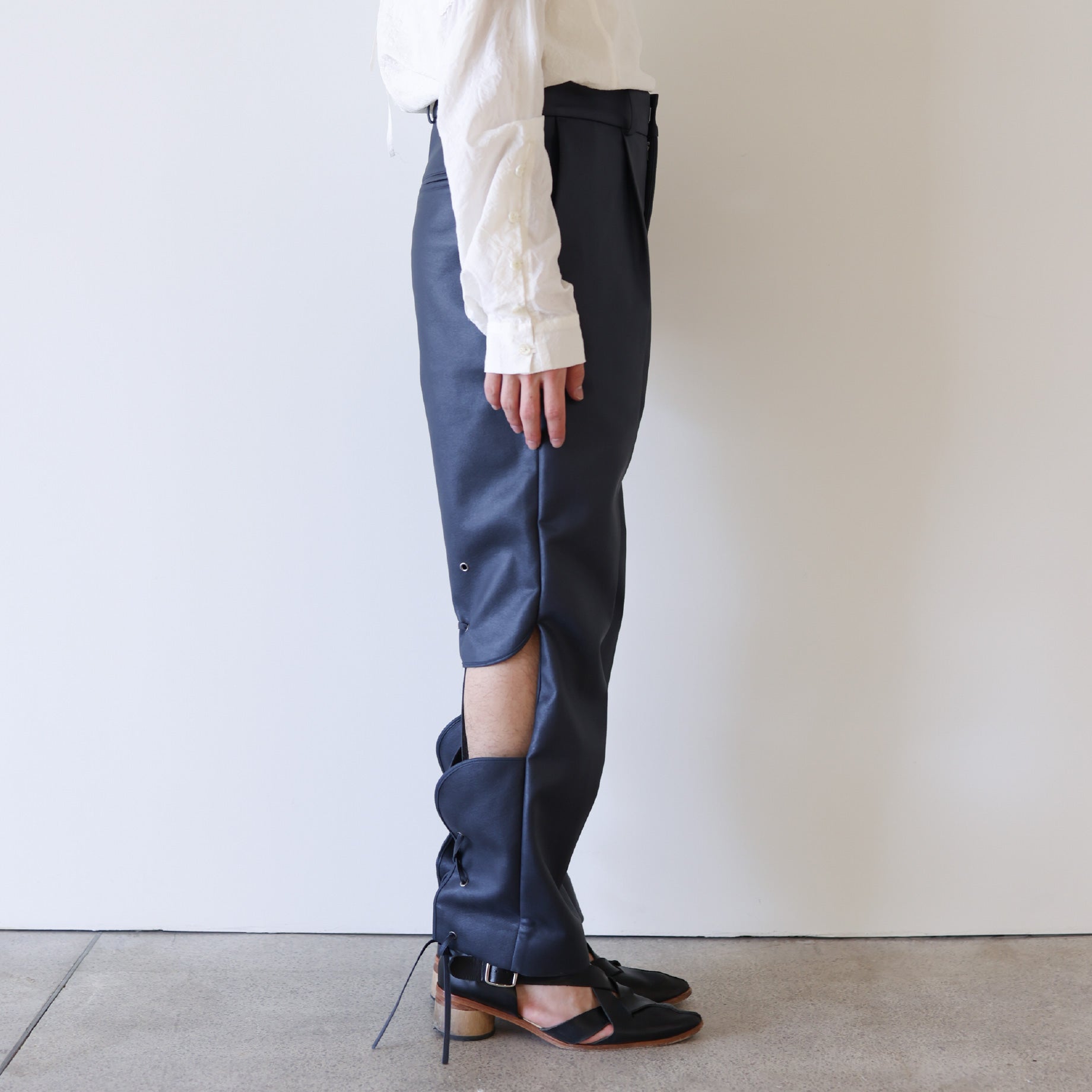 "HALF" PANTS(NAVY)